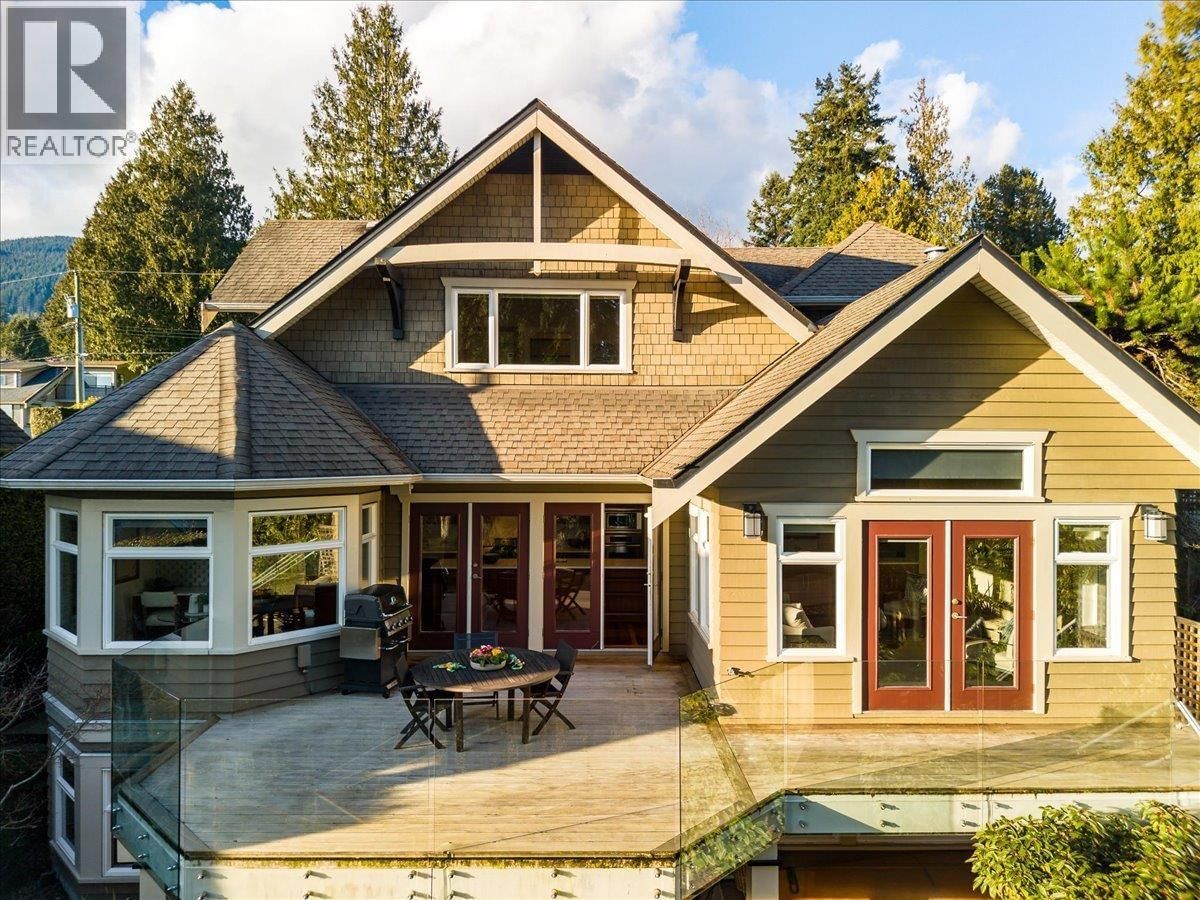 2618 LAWSON AVENUE Image 37