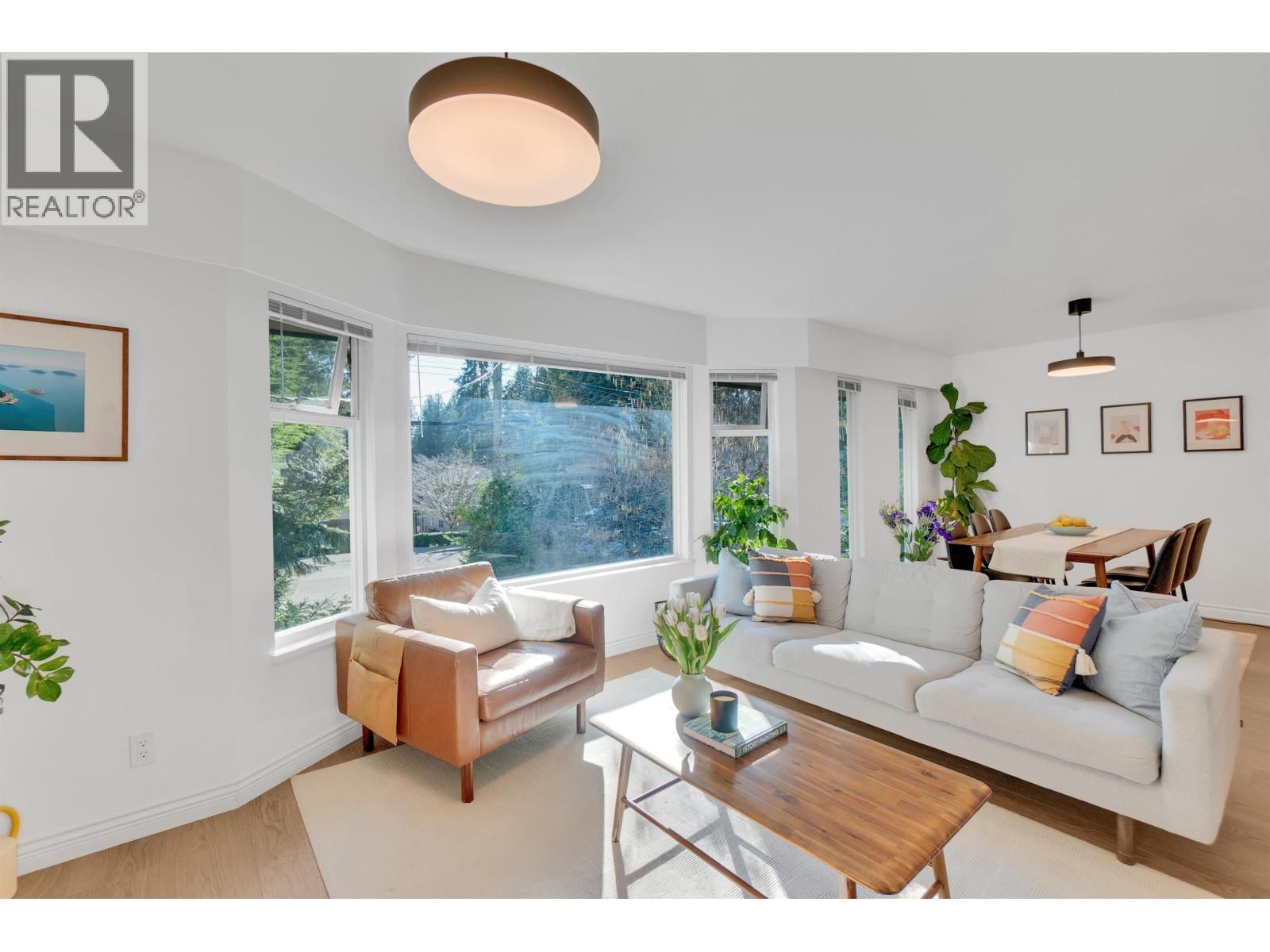 1652 COLEMAN STREET Image 13