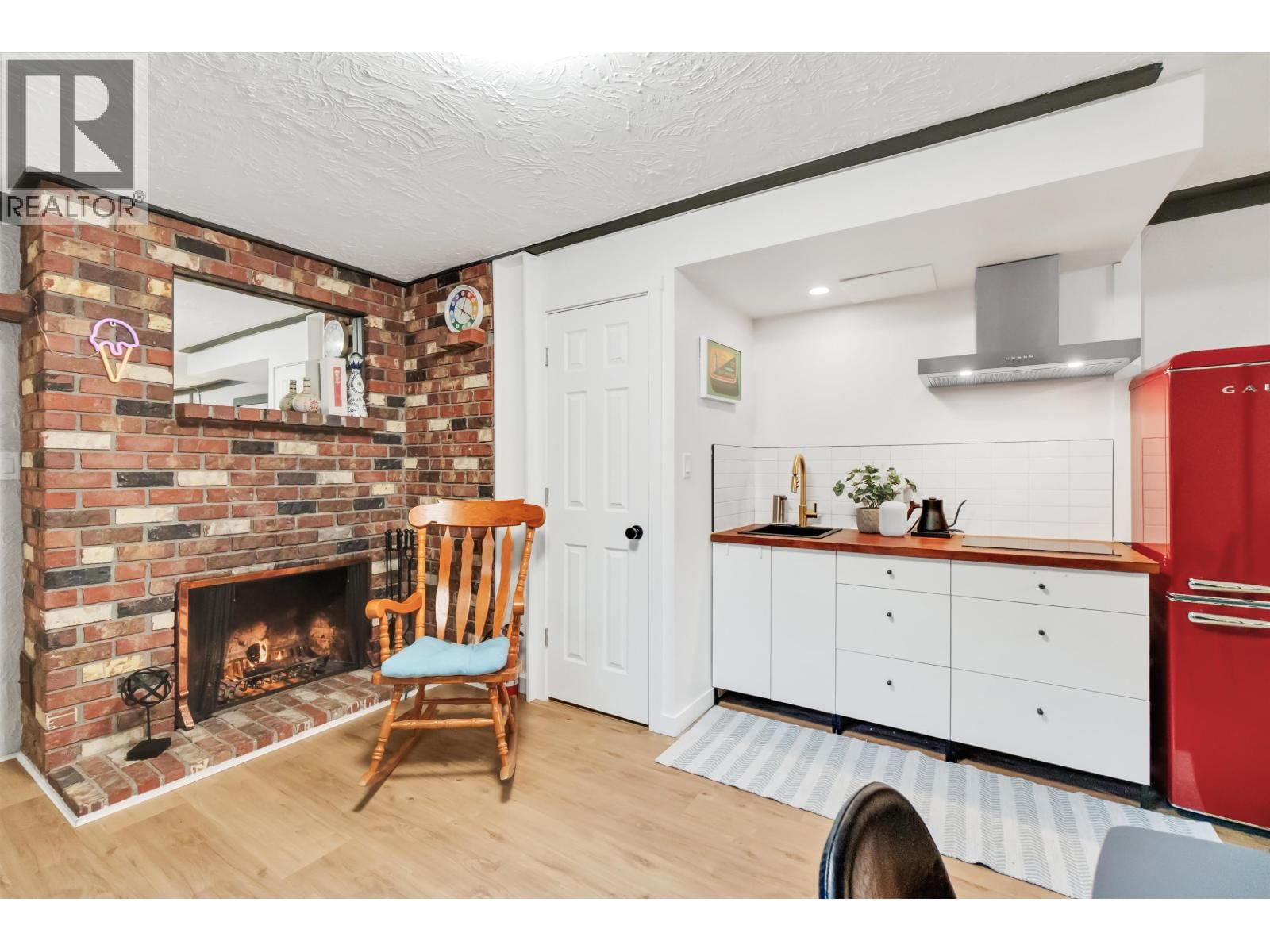 1652 COLEMAN STREET Image 24