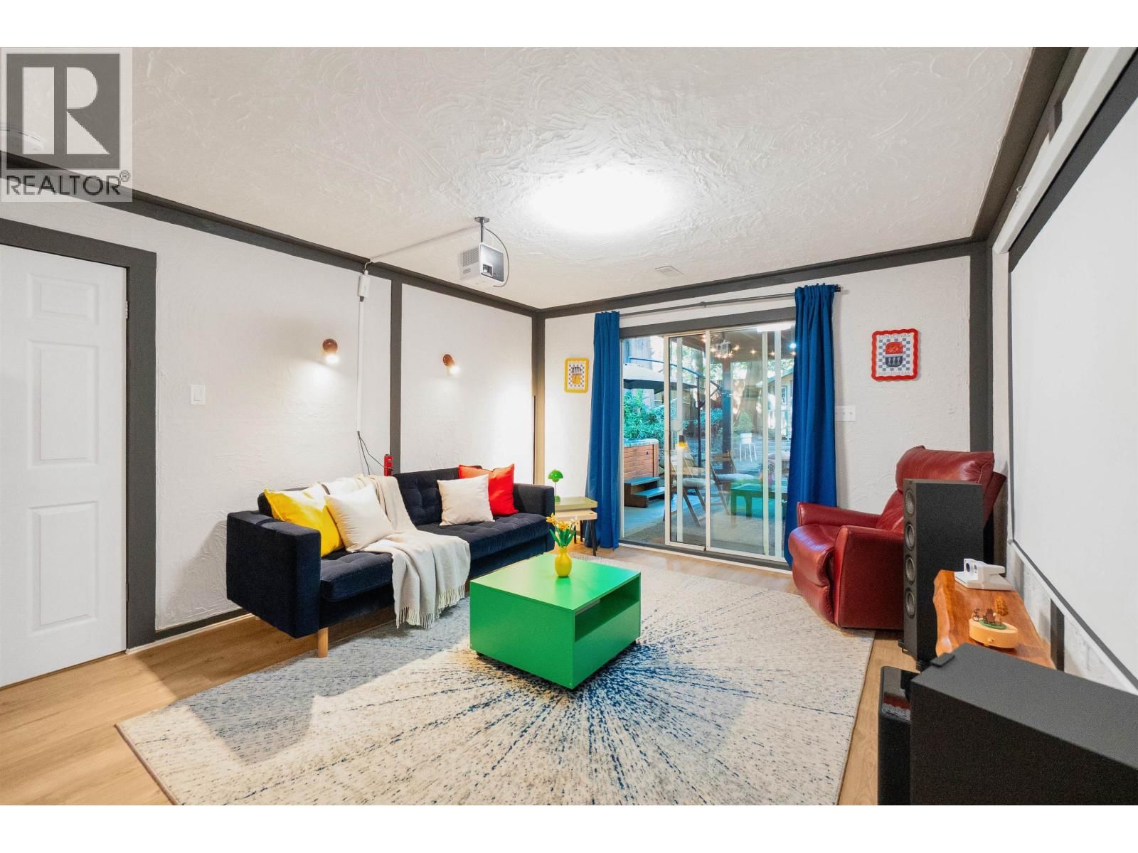 1652 COLEMAN STREET Image 28