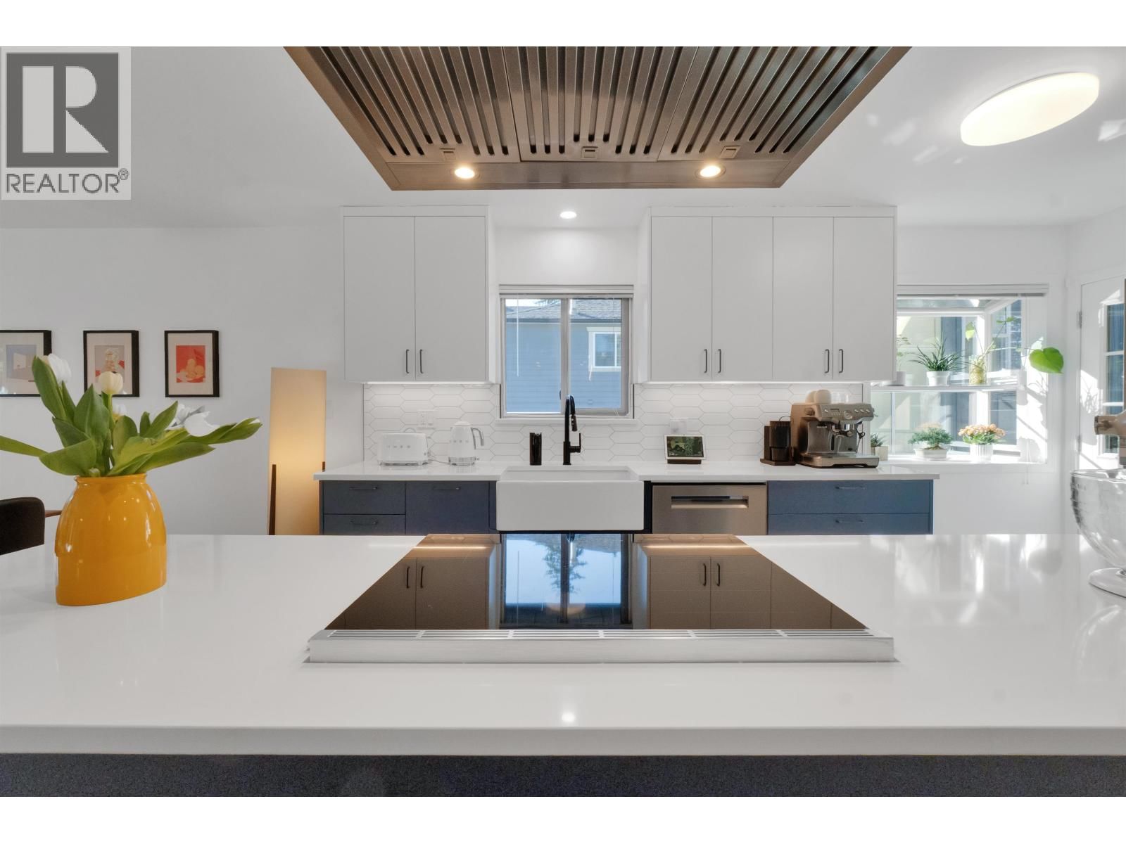 1652 COLEMAN STREET Image 6