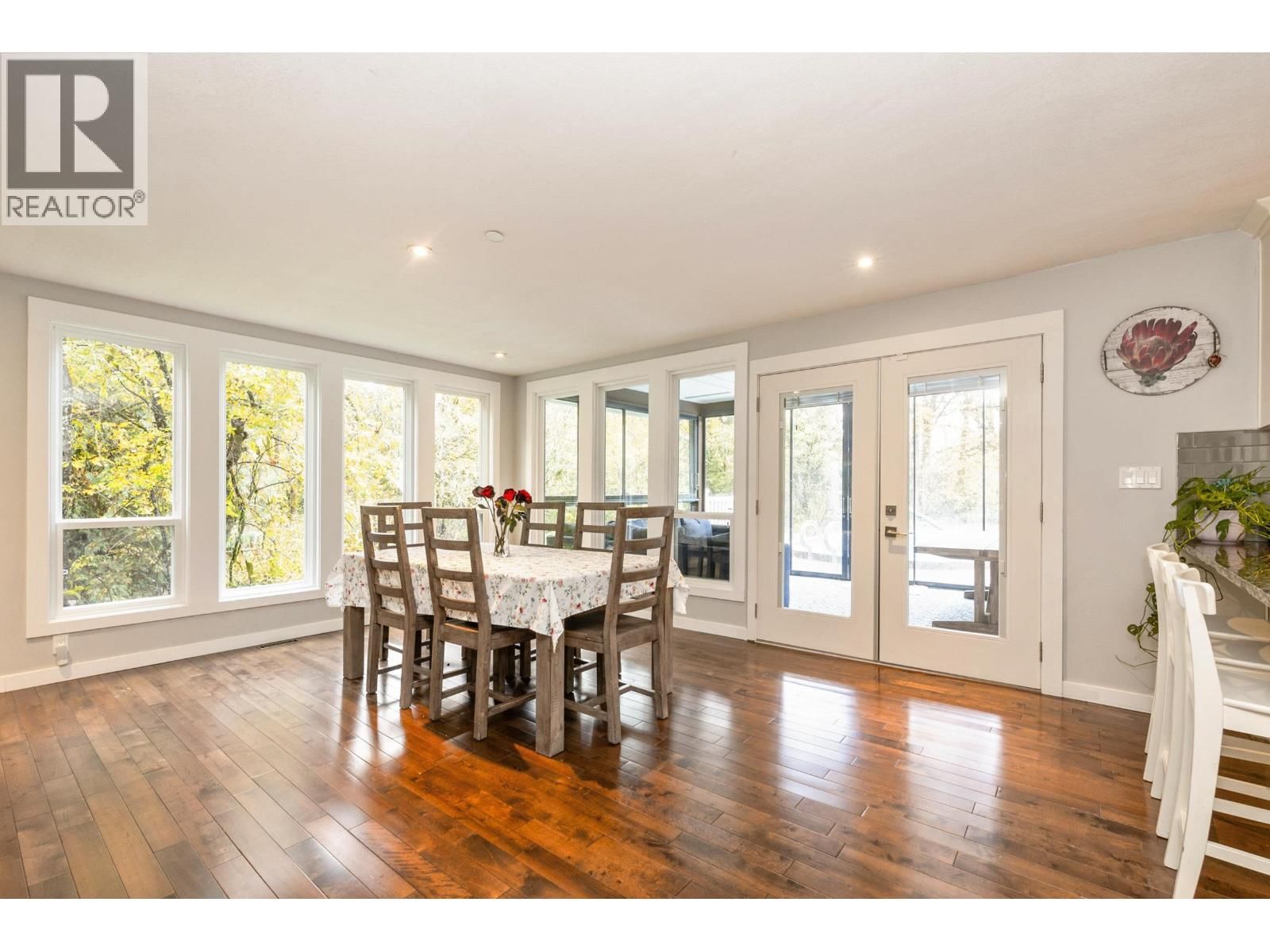 24445 104 AVENUE Image 12