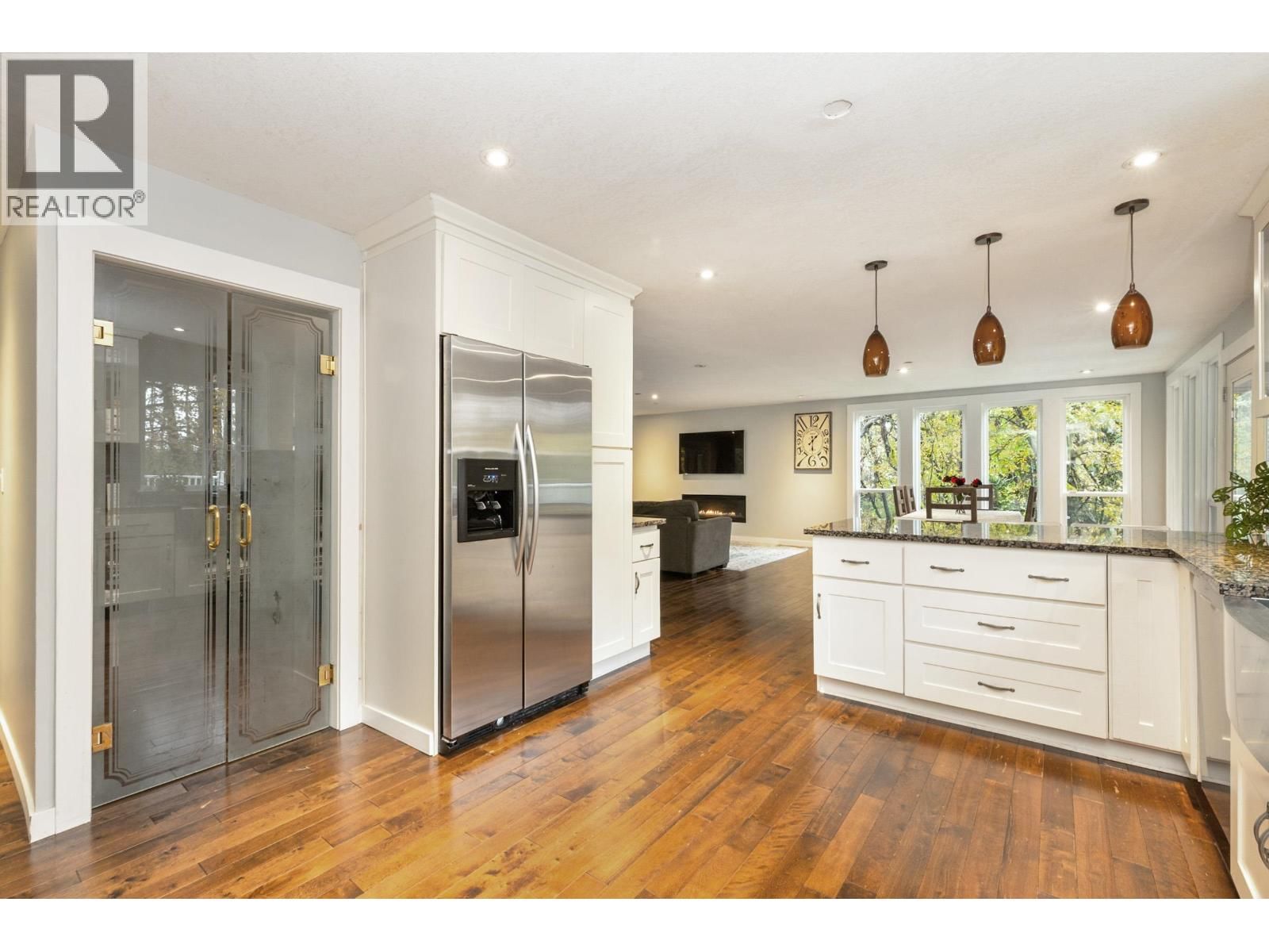 24445 104 AVENUE Image 7