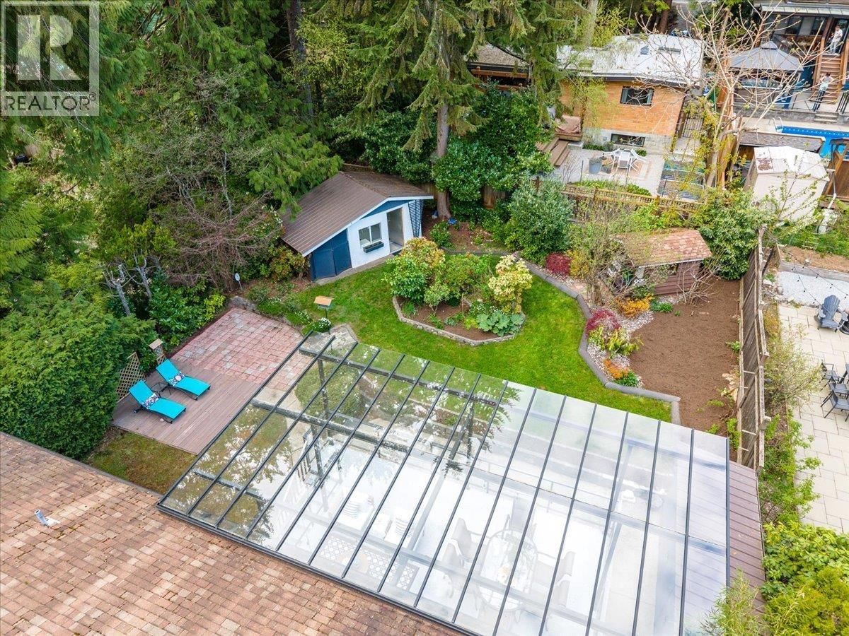 1392 CHAMBERLAIN DRIVE Image 34