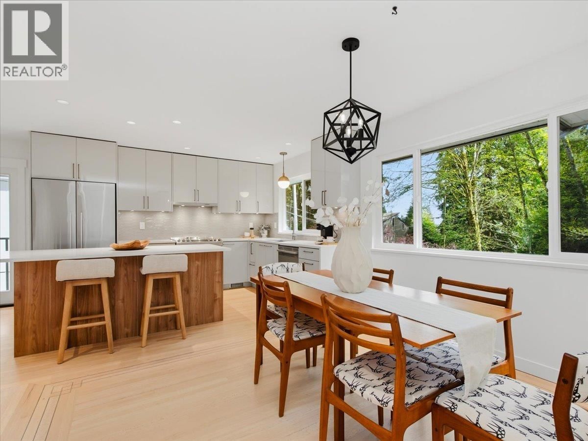 1392 CHAMBERLAIN DRIVE Image 7