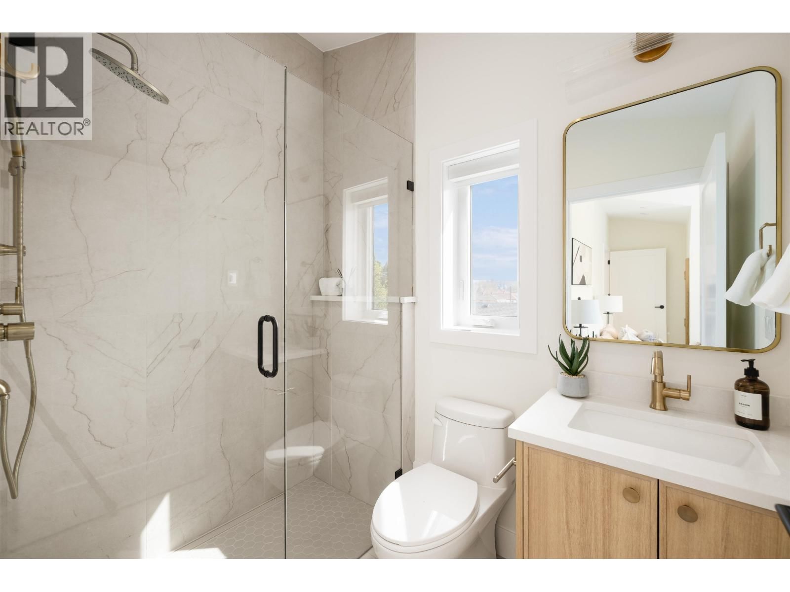 1 - 3141 19 AVENUE Image 16