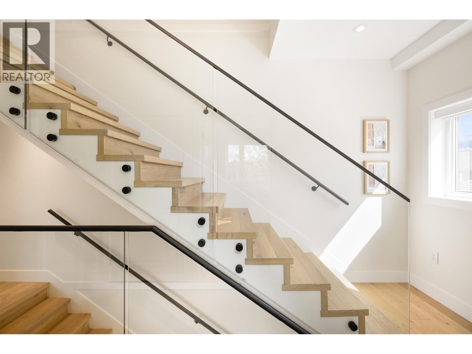 1 - 3141 19 AVENUE Image 19