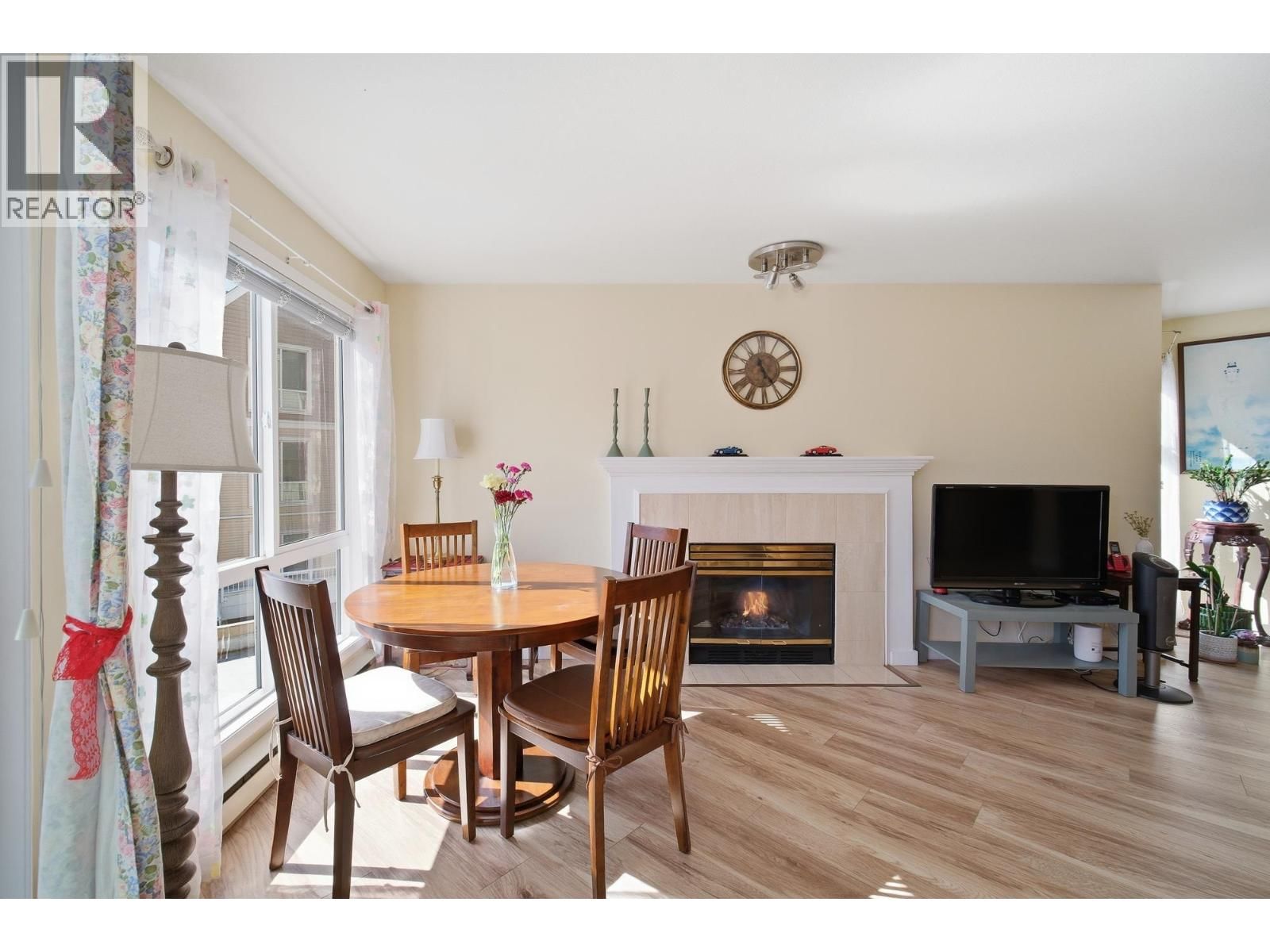 212 - 7437 MOFFATT ROAD Image 10