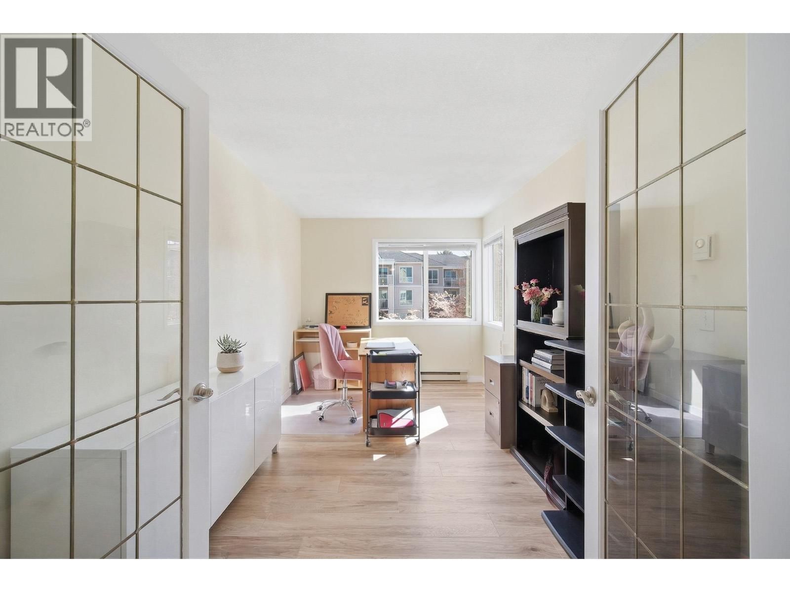 212 - 7437 MOFFATT ROAD Image 14