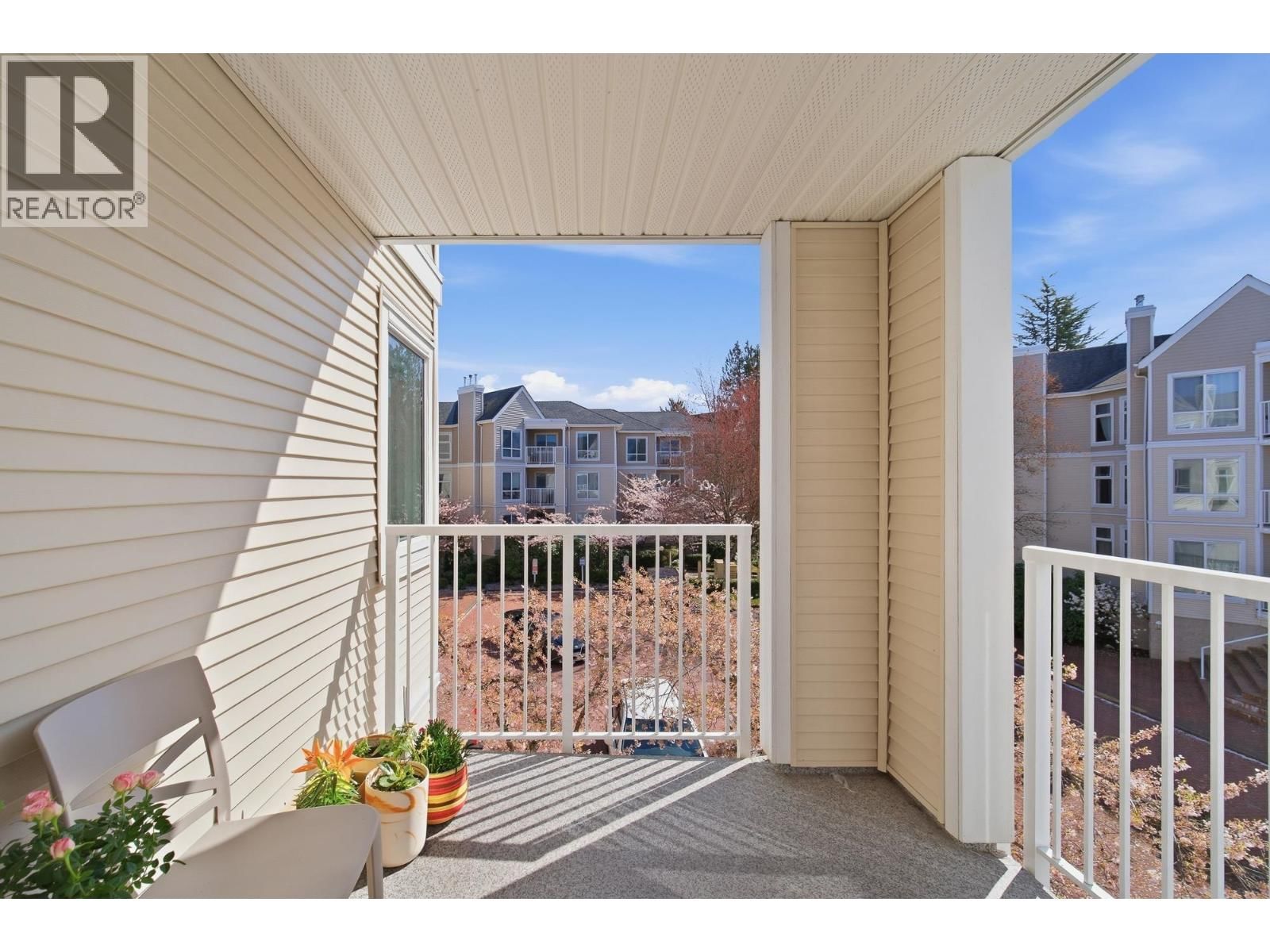 212 - 7437 MOFFATT ROAD Image 17