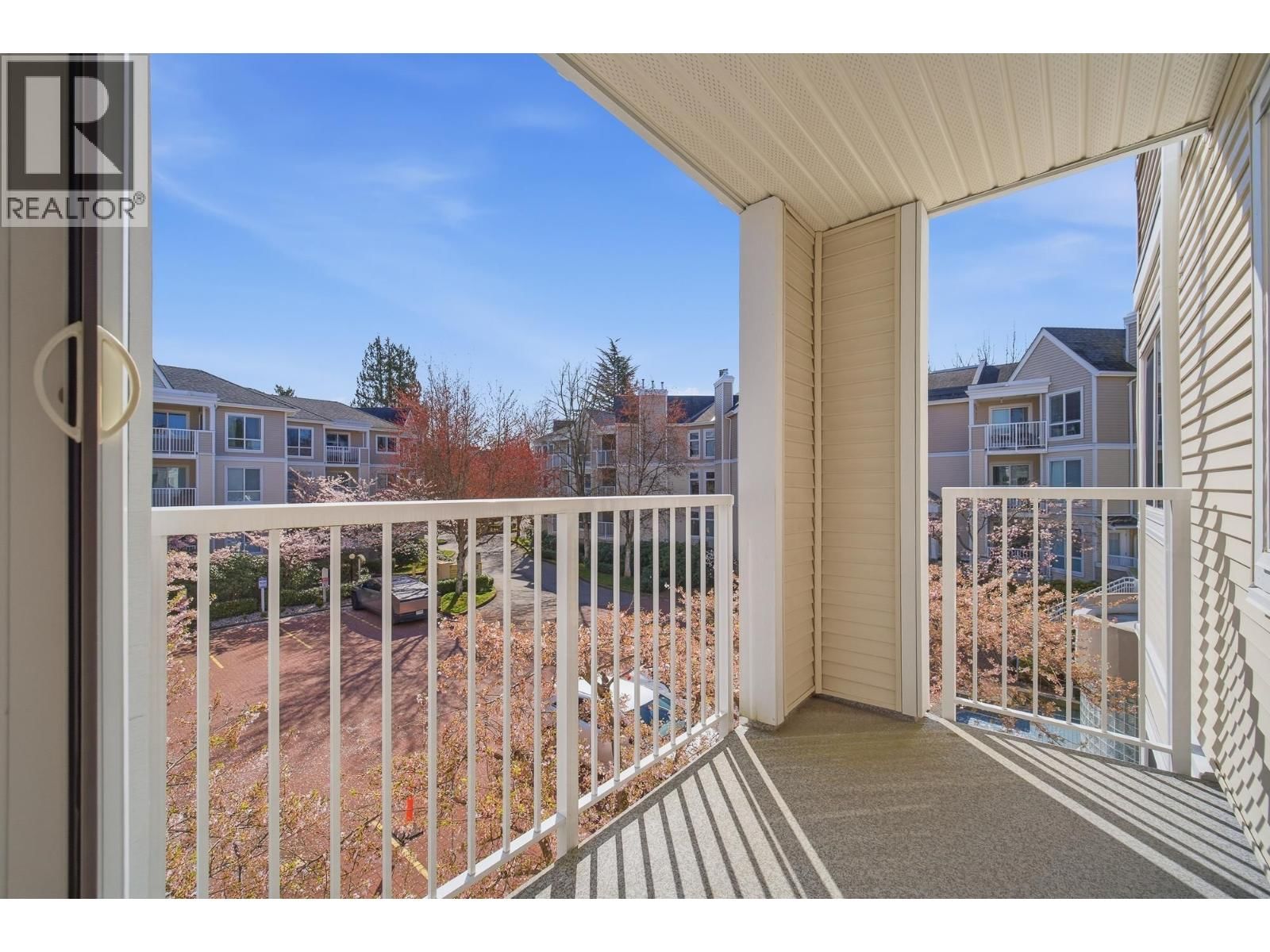 212 - 7437 MOFFATT ROAD Image 25