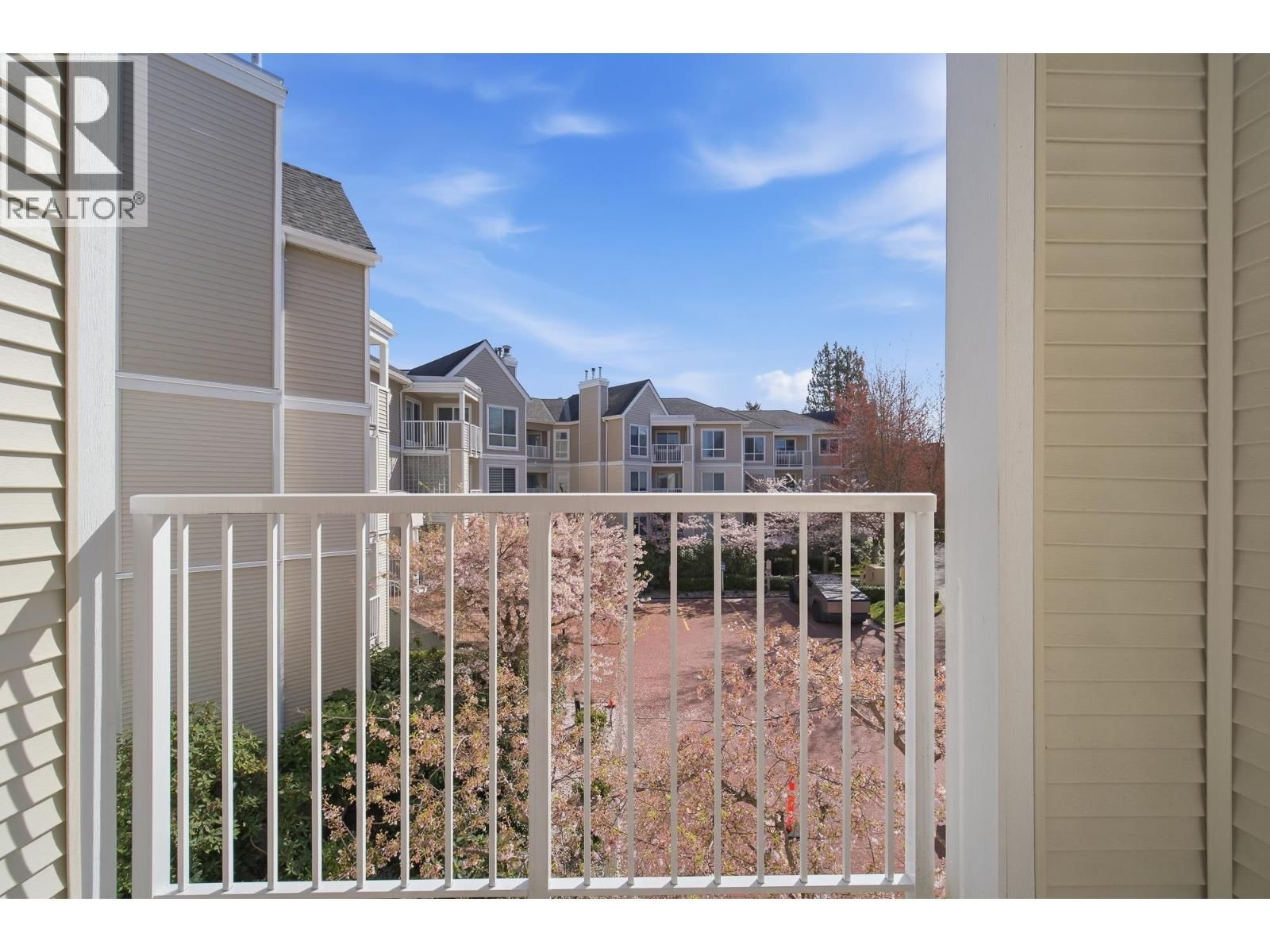 212 - 7437 MOFFATT ROAD Image 26