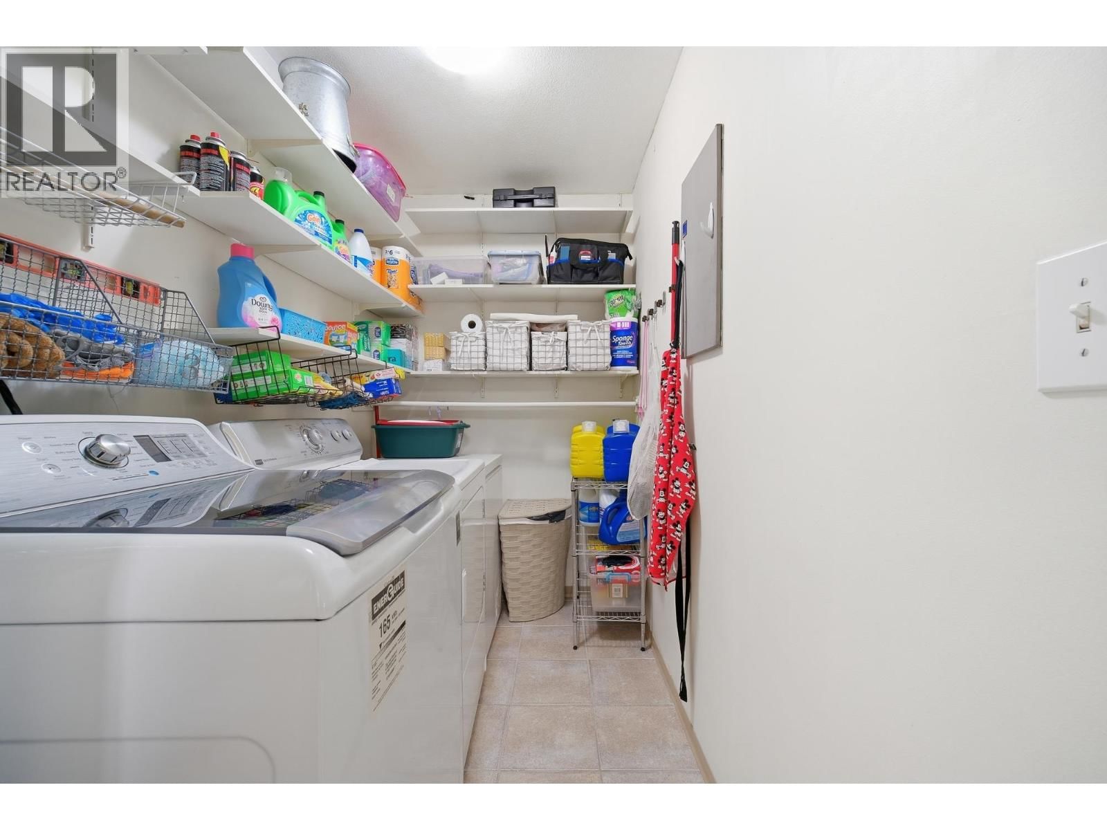 212 - 7437 MOFFATT ROAD Image 34