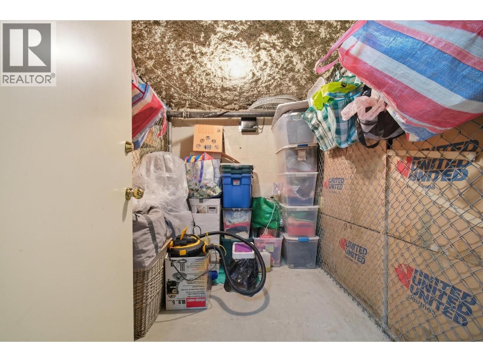 212 - 7437 MOFFATT ROAD Image 36