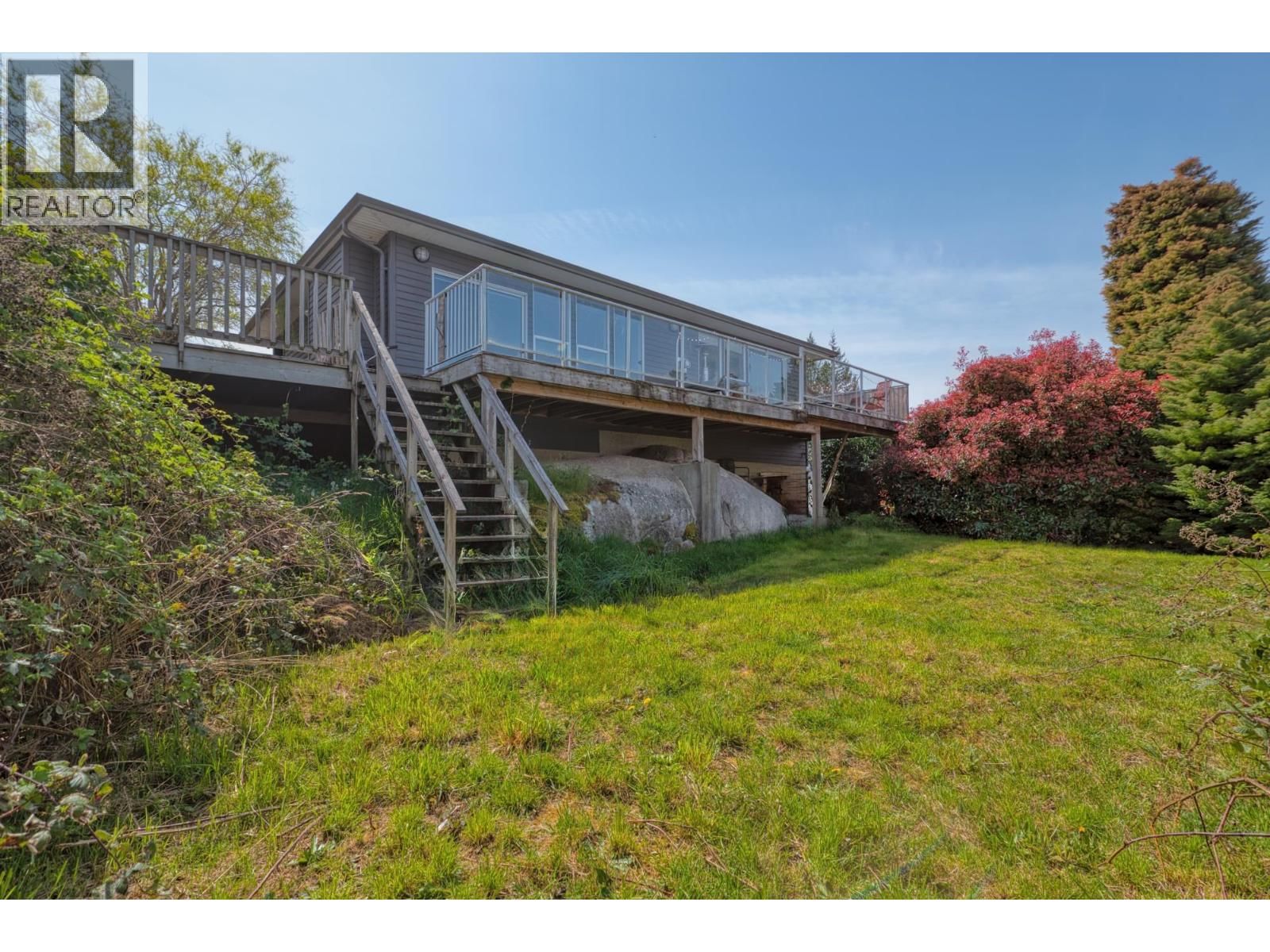 5796 TRAIL AVENUE Image 12