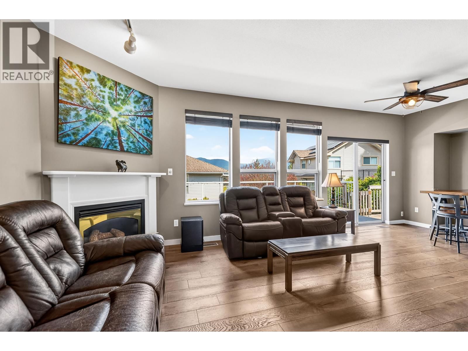 5796 TRAIL AVENUE Image 19