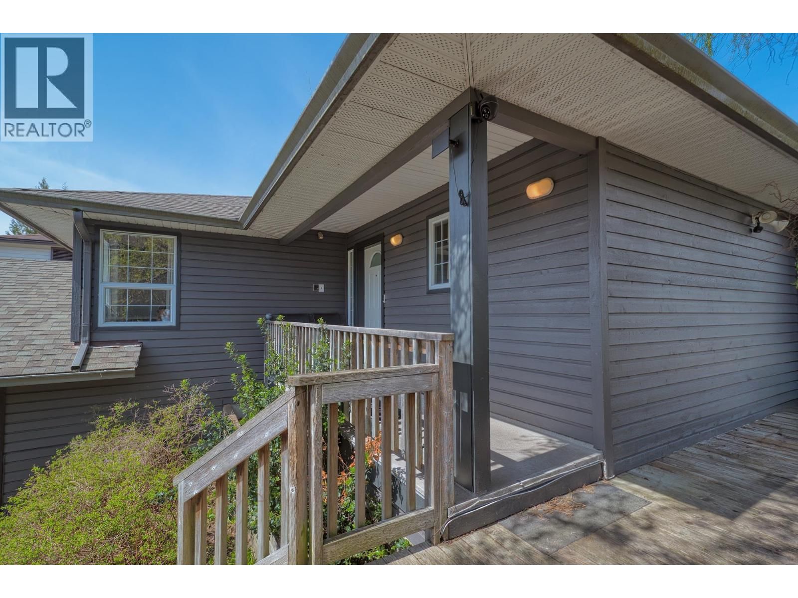 5796 TRAIL AVENUE Image 2