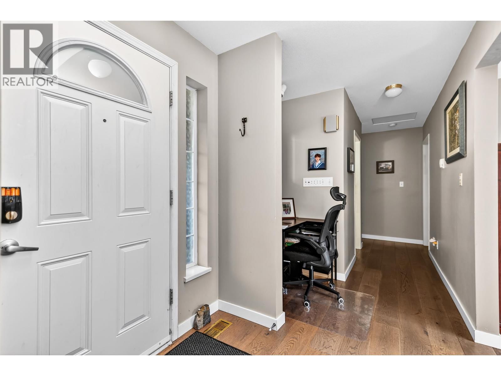 5796 TRAIL AVENUE Image 25