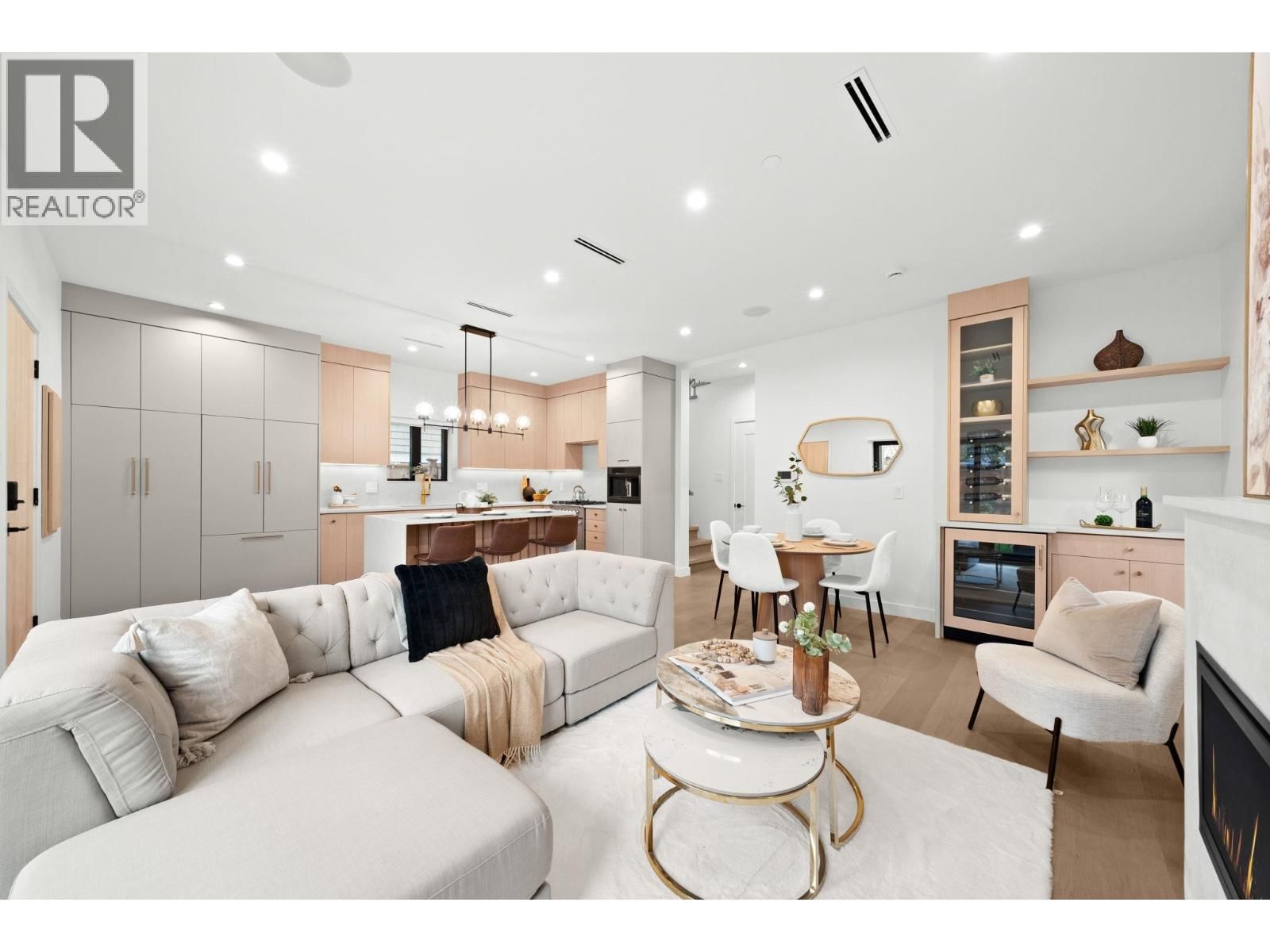 1 - 2247 PARKER STREET Image 12