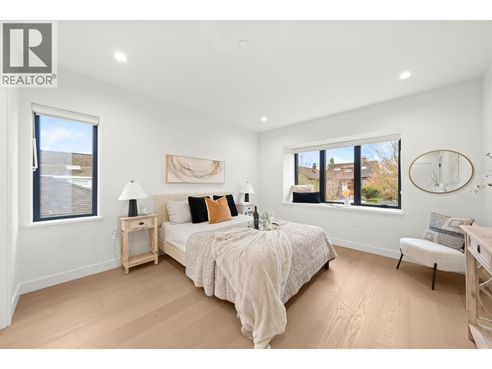 1 - 2247 PARKER STREET Image 21