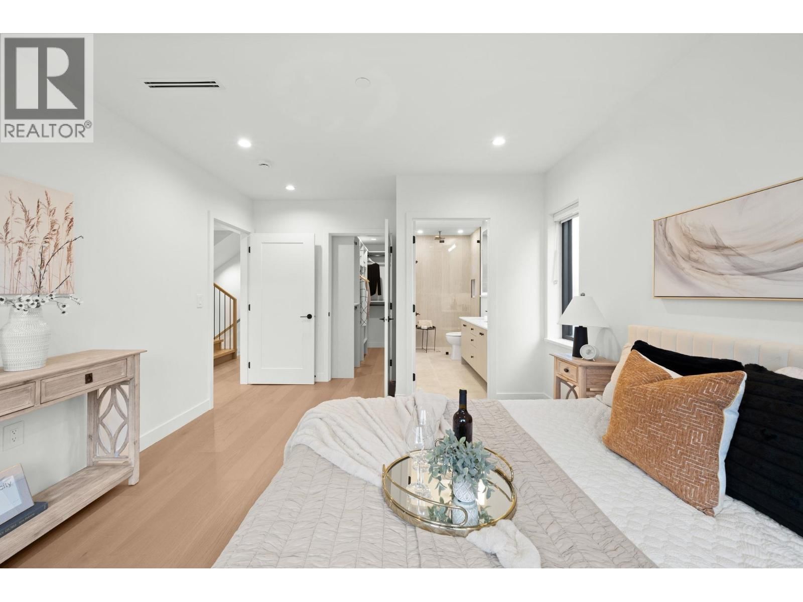 1 - 2247 PARKER STREET Image 23