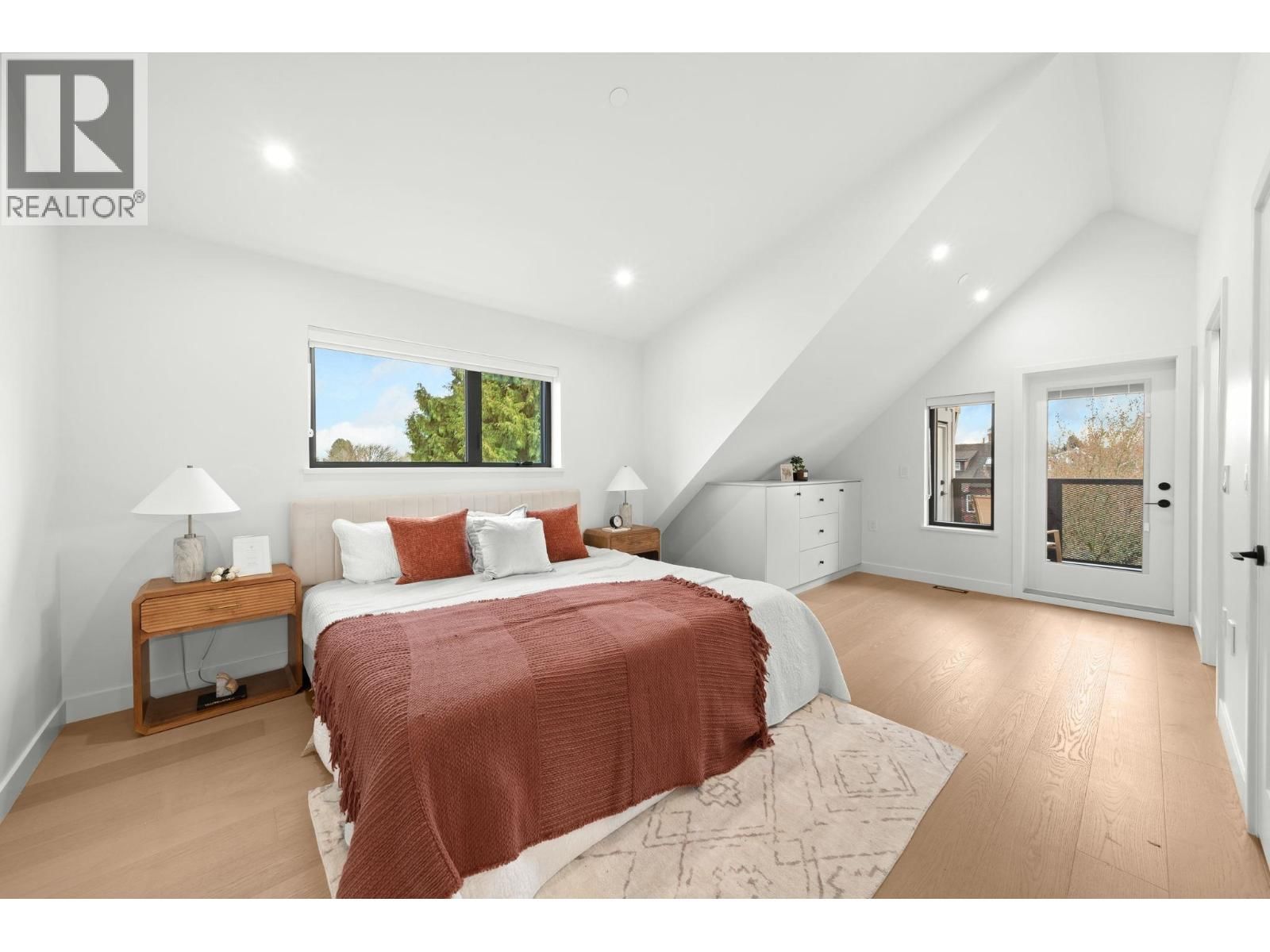 1 - 2247 PARKER STREET Image 25