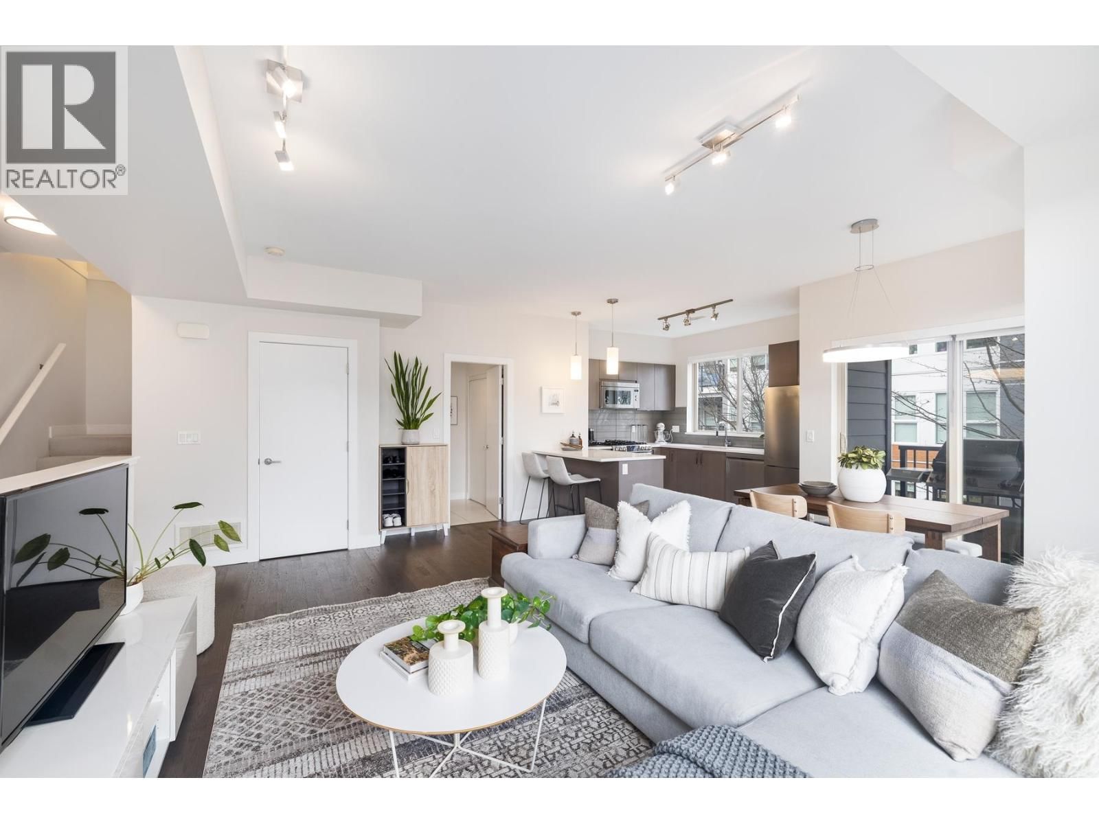 50 - 10133 RIVER DRIVE Image 22