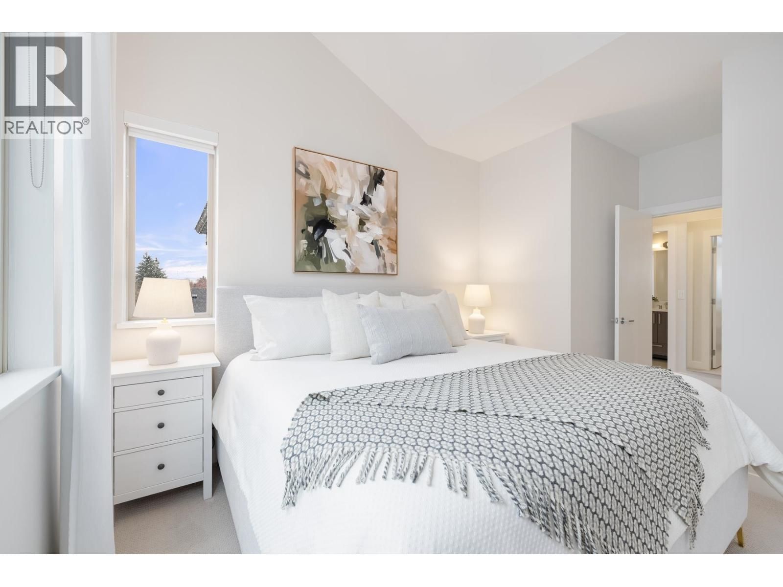 50 - 10133 RIVER DRIVE Image 28