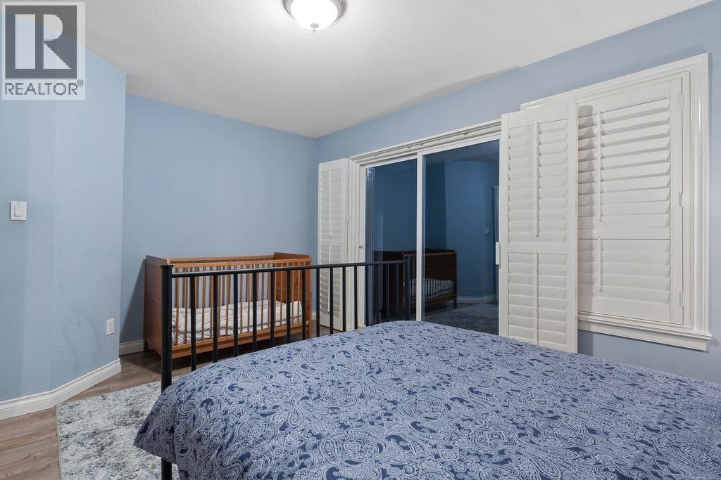 2517 MARINE DRIVE Image 20