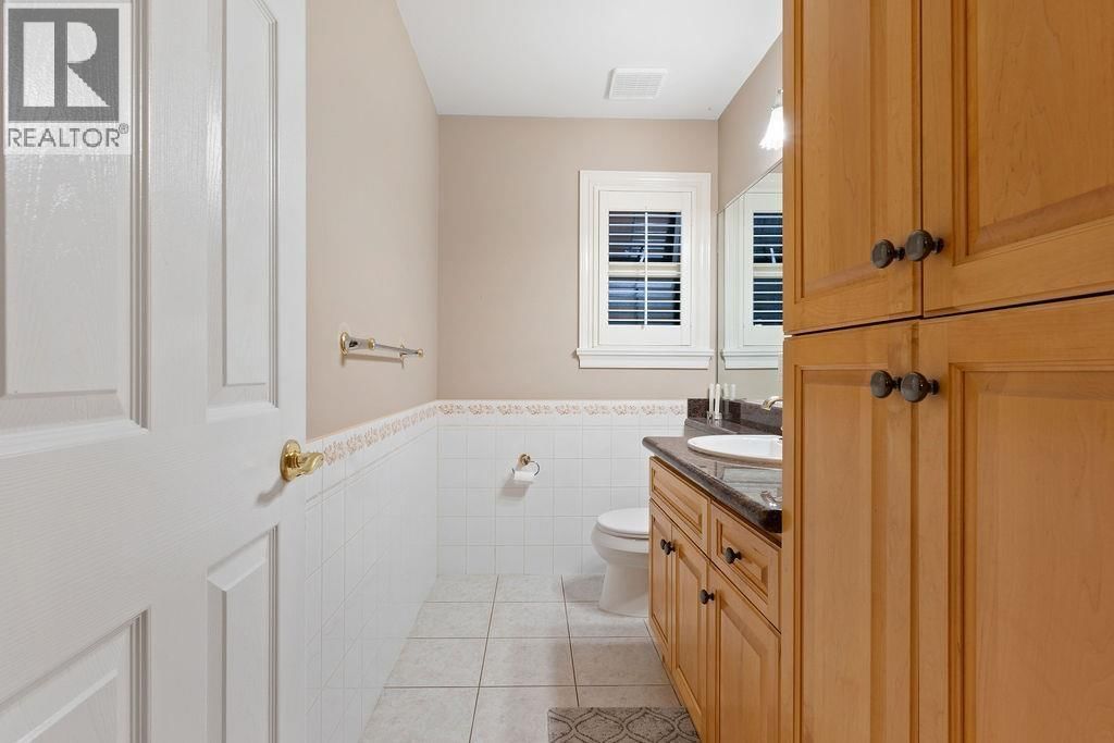 2517 MARINE DRIVE Image 22