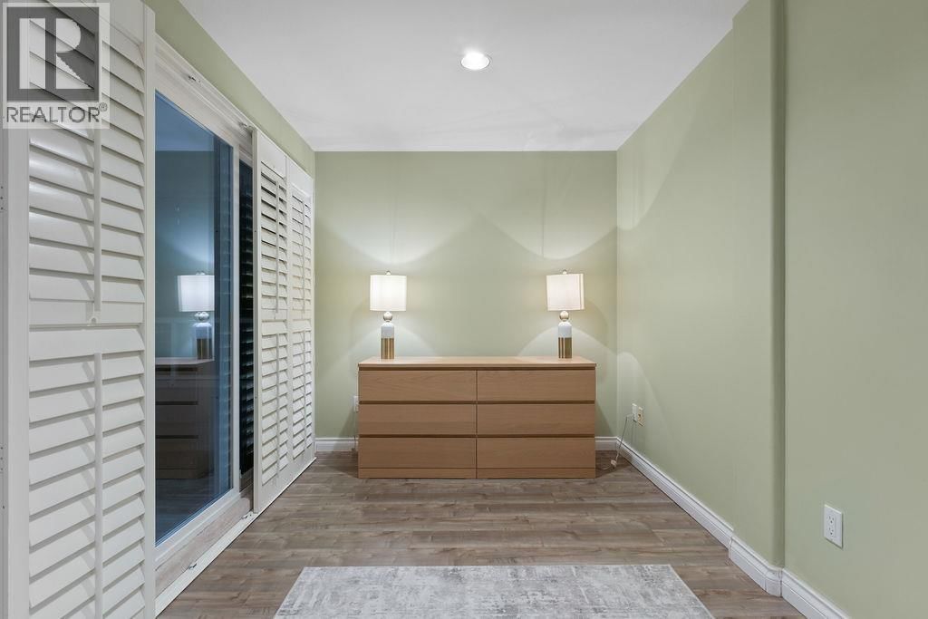 2517 MARINE DRIVE Image 26