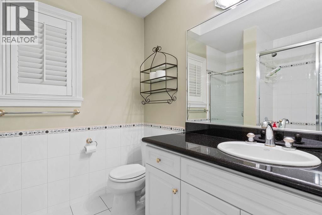 2517 MARINE DRIVE Image 28