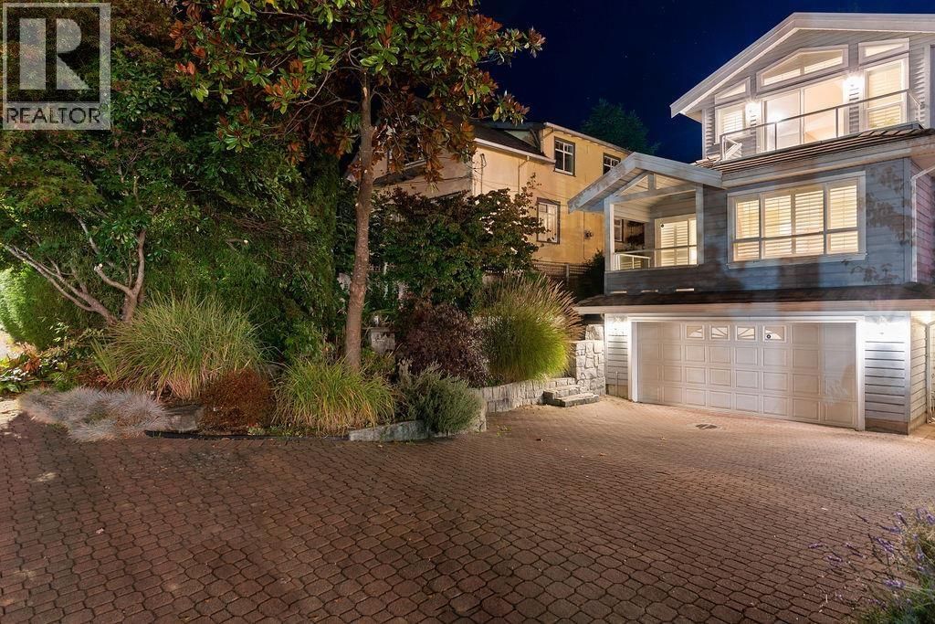 2517 MARINE DRIVE Image 36