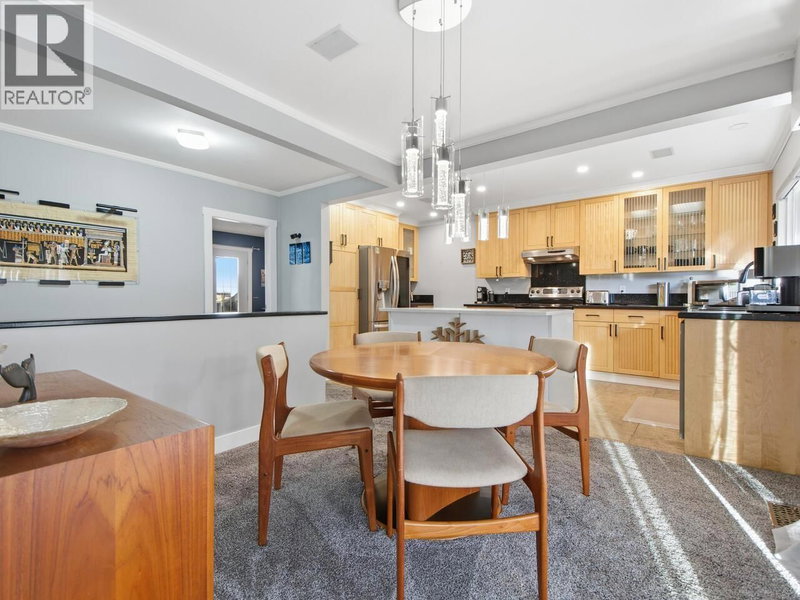 532 23 Street, North Vancouver, V7M2B9 | Image 3