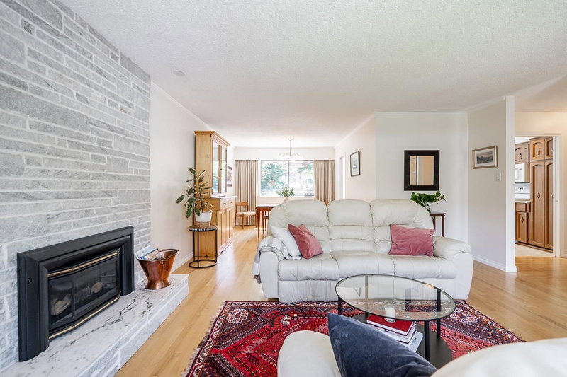 14586 18 Avenue, Surrey, V4A5V5 | Image 3