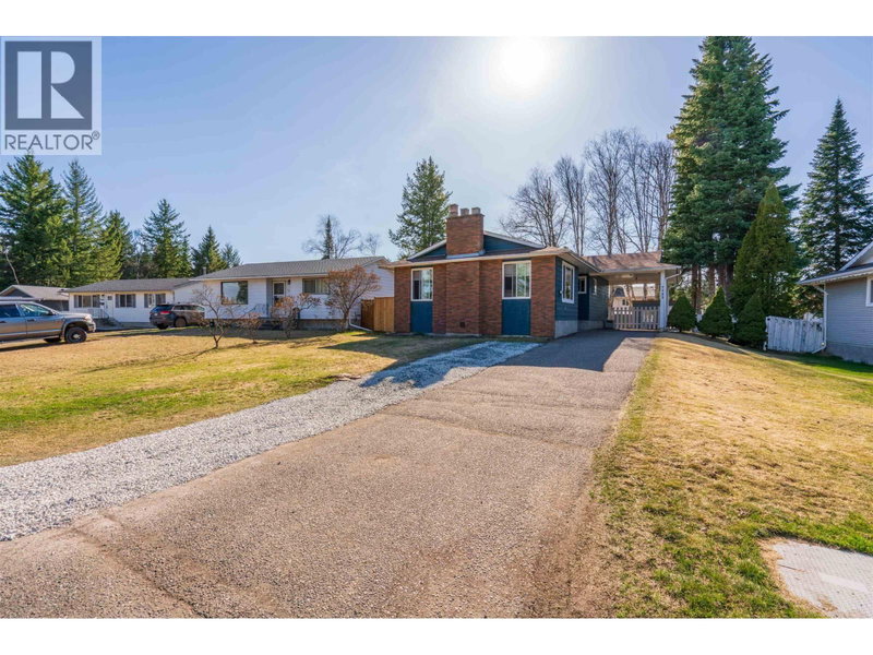 7703 MCMASTER Crescent, Prince George, V2N3L3 | Image 2