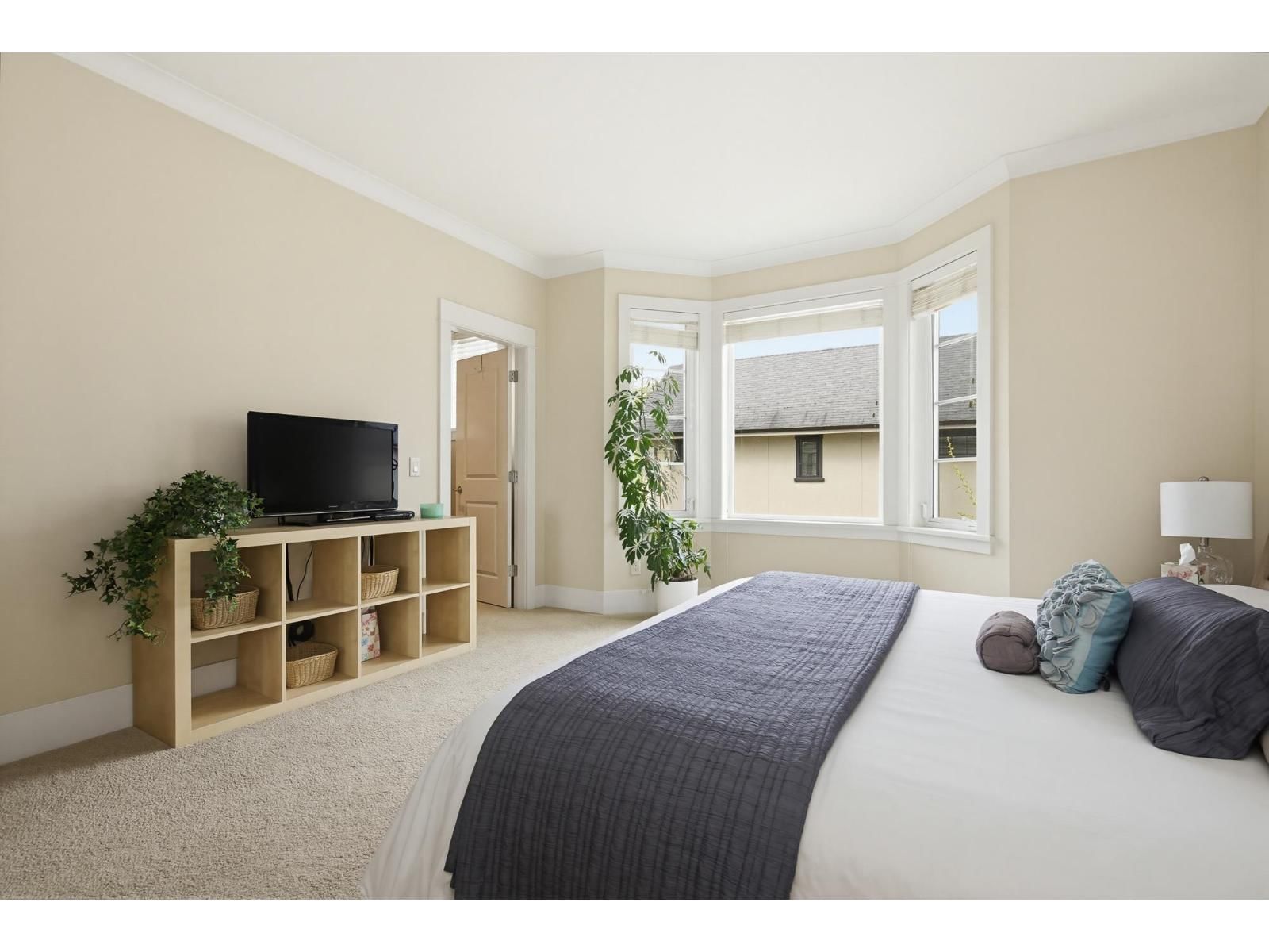 526 - 2580 LANGDON STREET Image 25