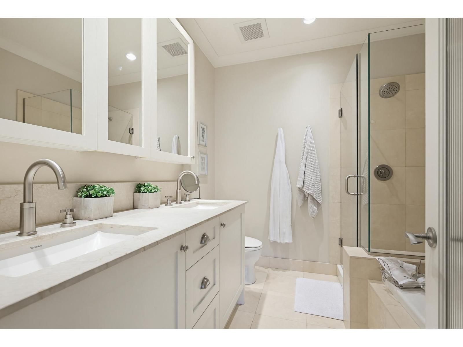 526 - 2580 LANGDON STREET Image 26