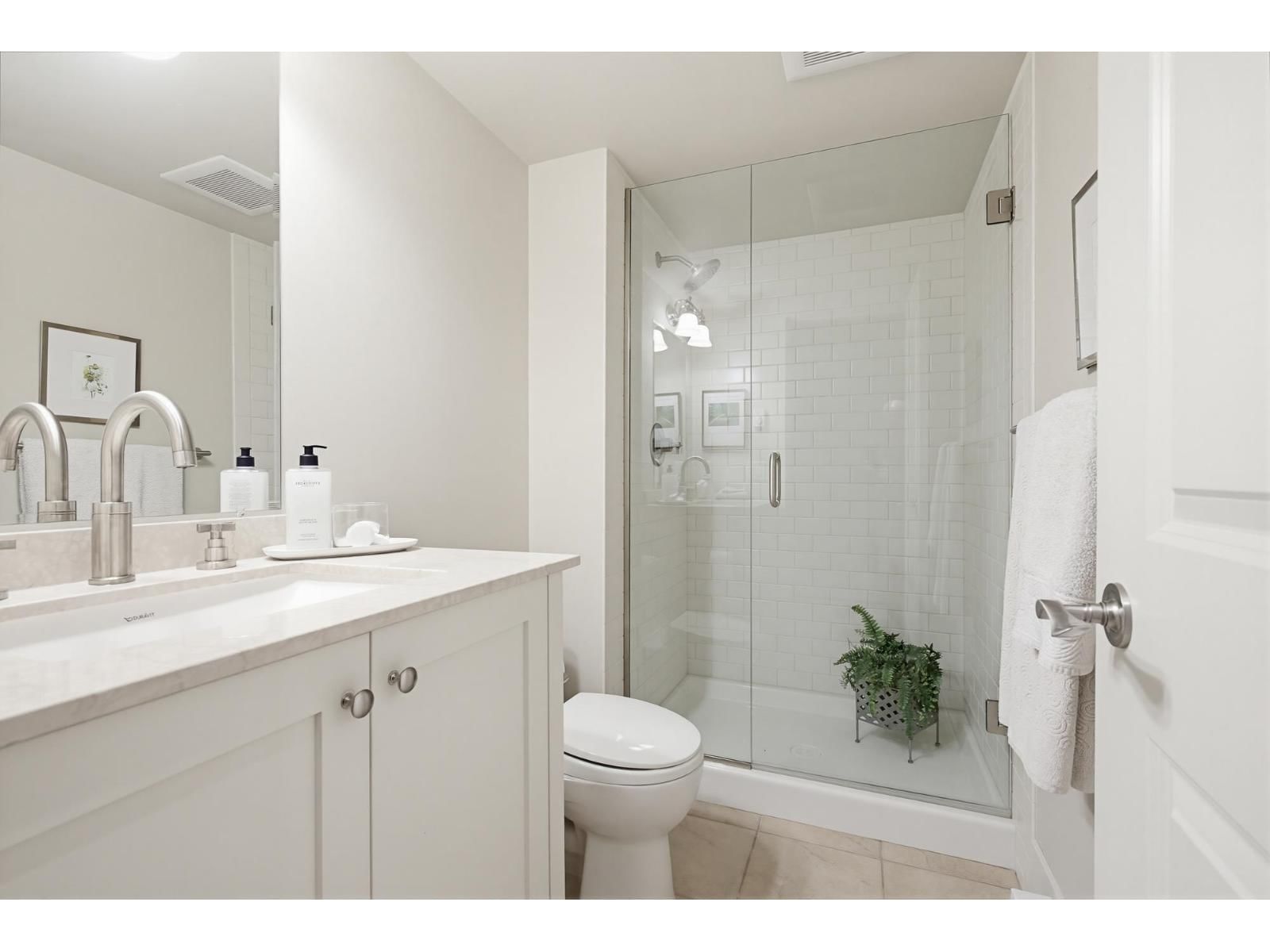 526 - 2580 LANGDON STREET Image 34