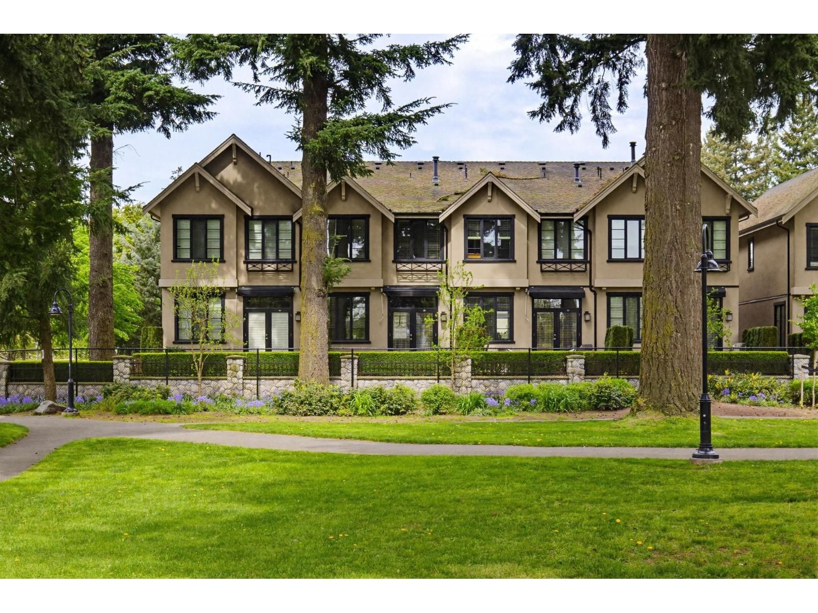 526 - 2580 LANGDON STREET Image 38