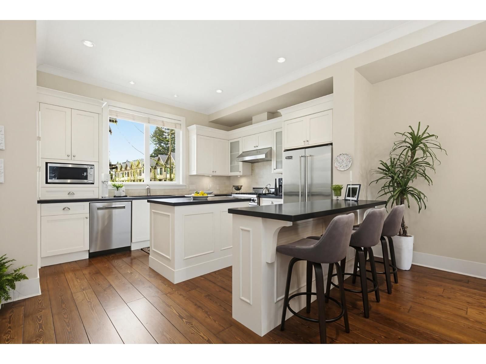 526 - 2580 LANGDON STREET Image 5