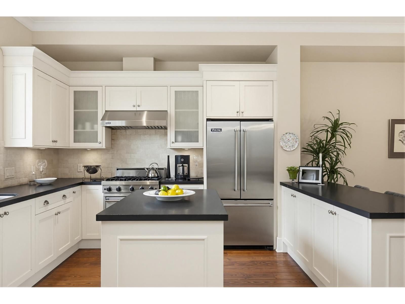 526 - 2580 LANGDON STREET Image 7