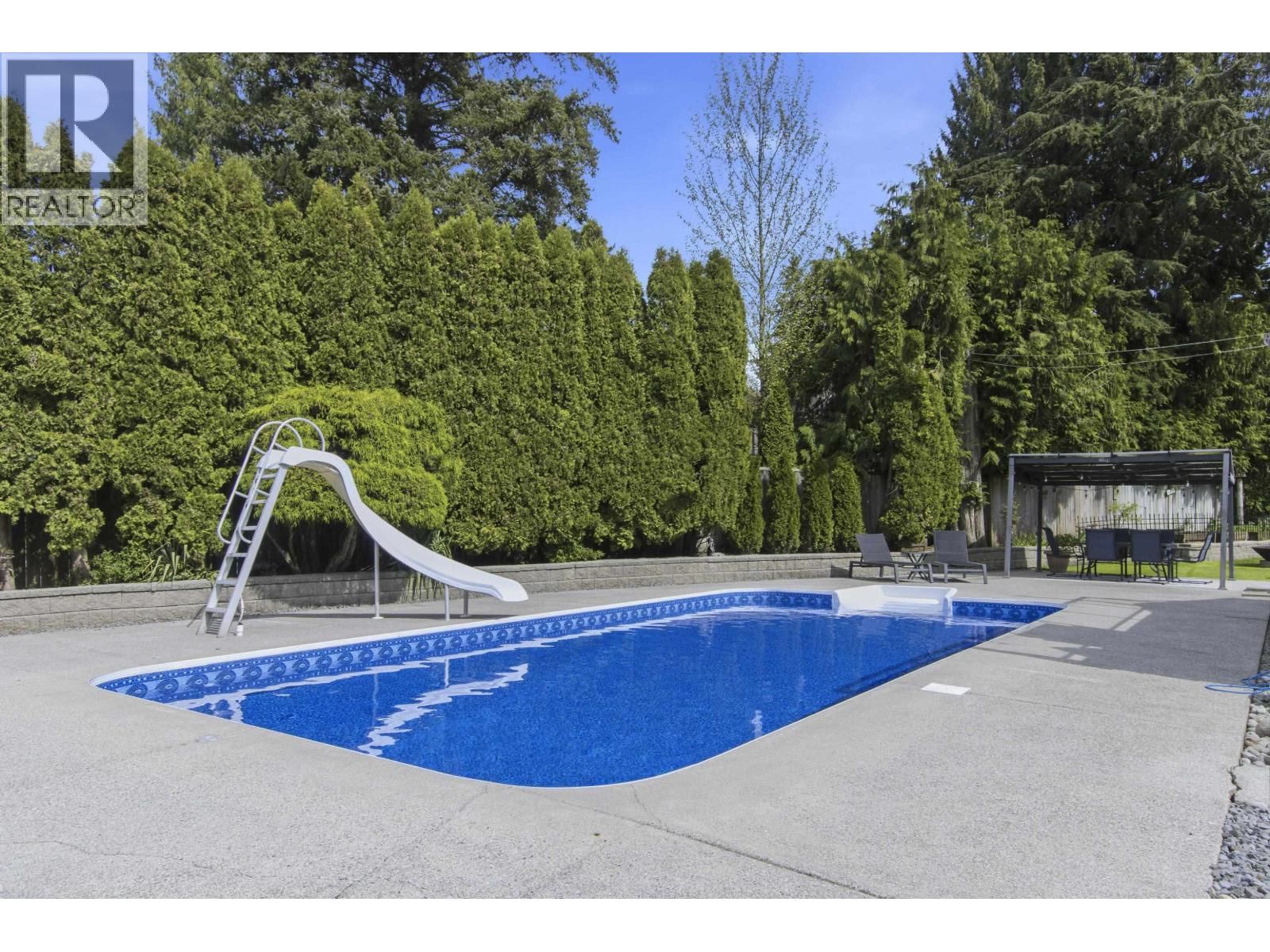 2541 MONTROSE WAY Image 13