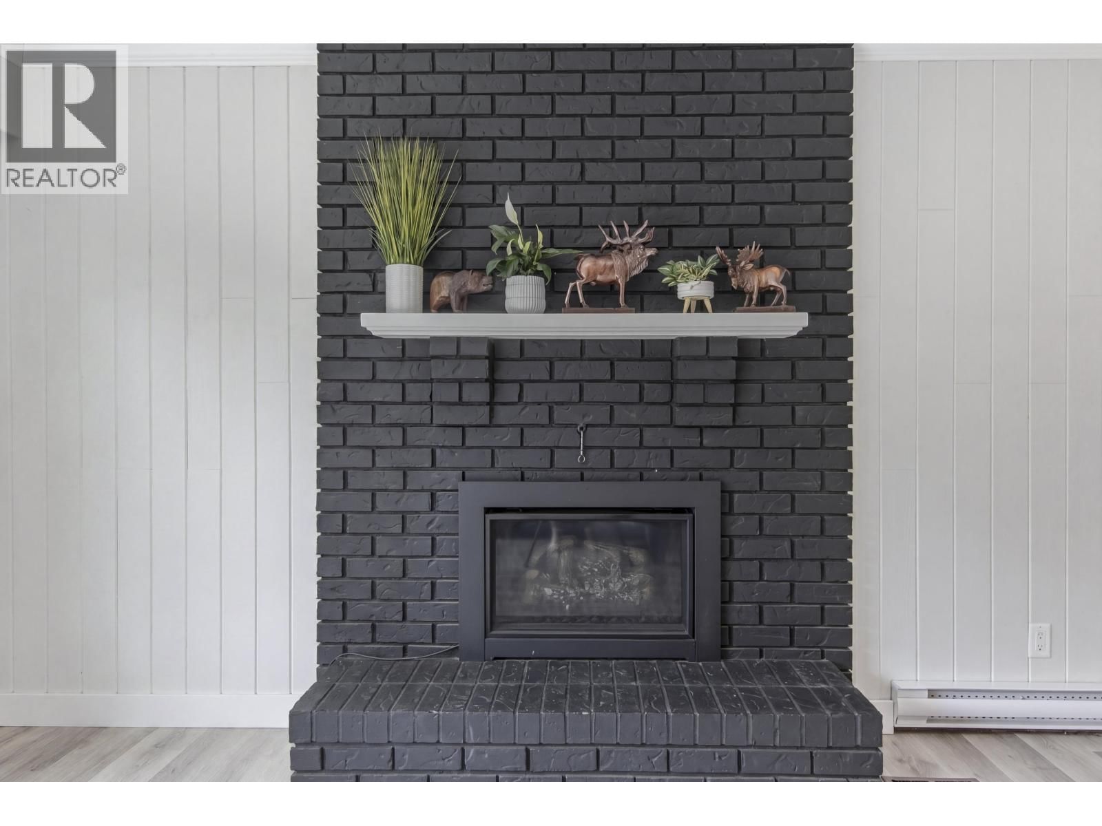 2541 MONTROSE WAY Image 26