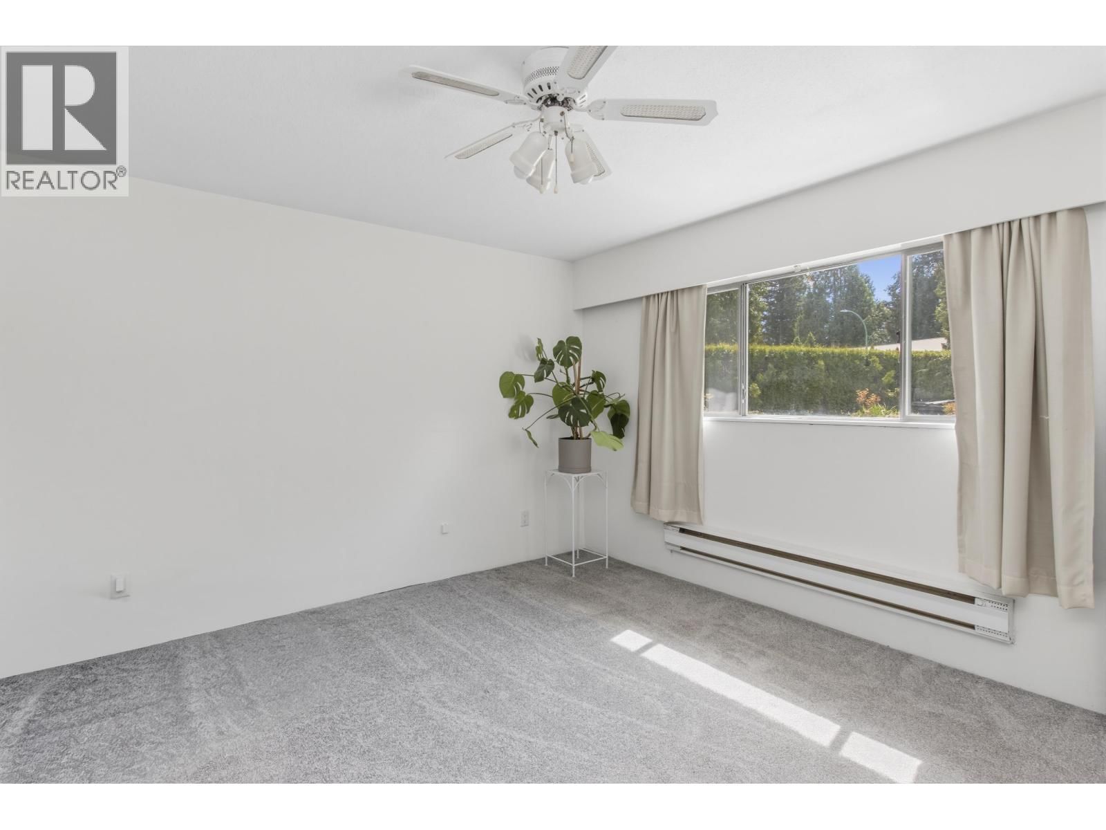 2541 MONTROSE WAY Image 35