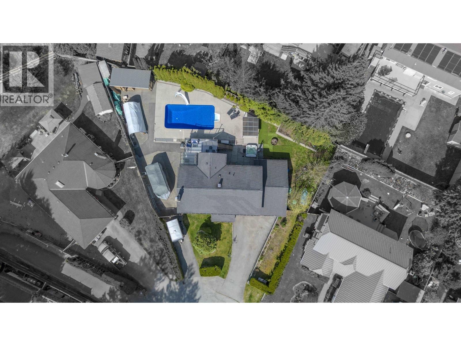 2541 MONTROSE WAY Image 5