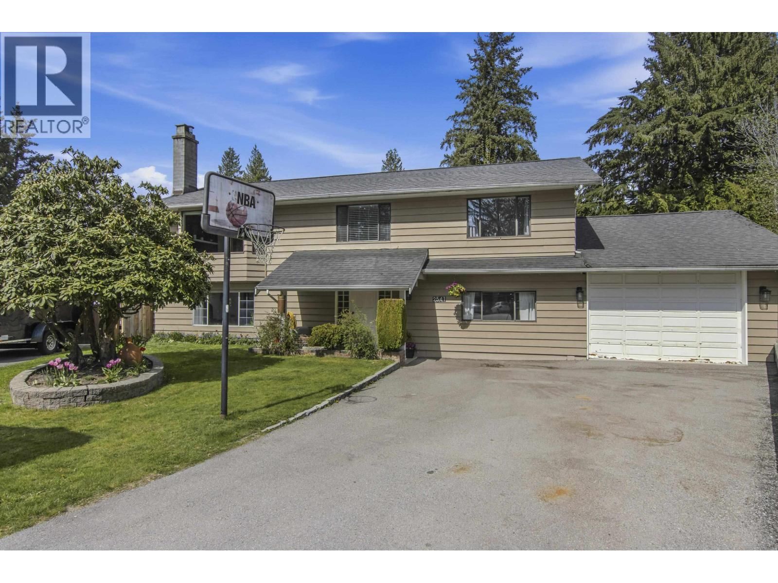 2541 MONTROSE WAY Image 6