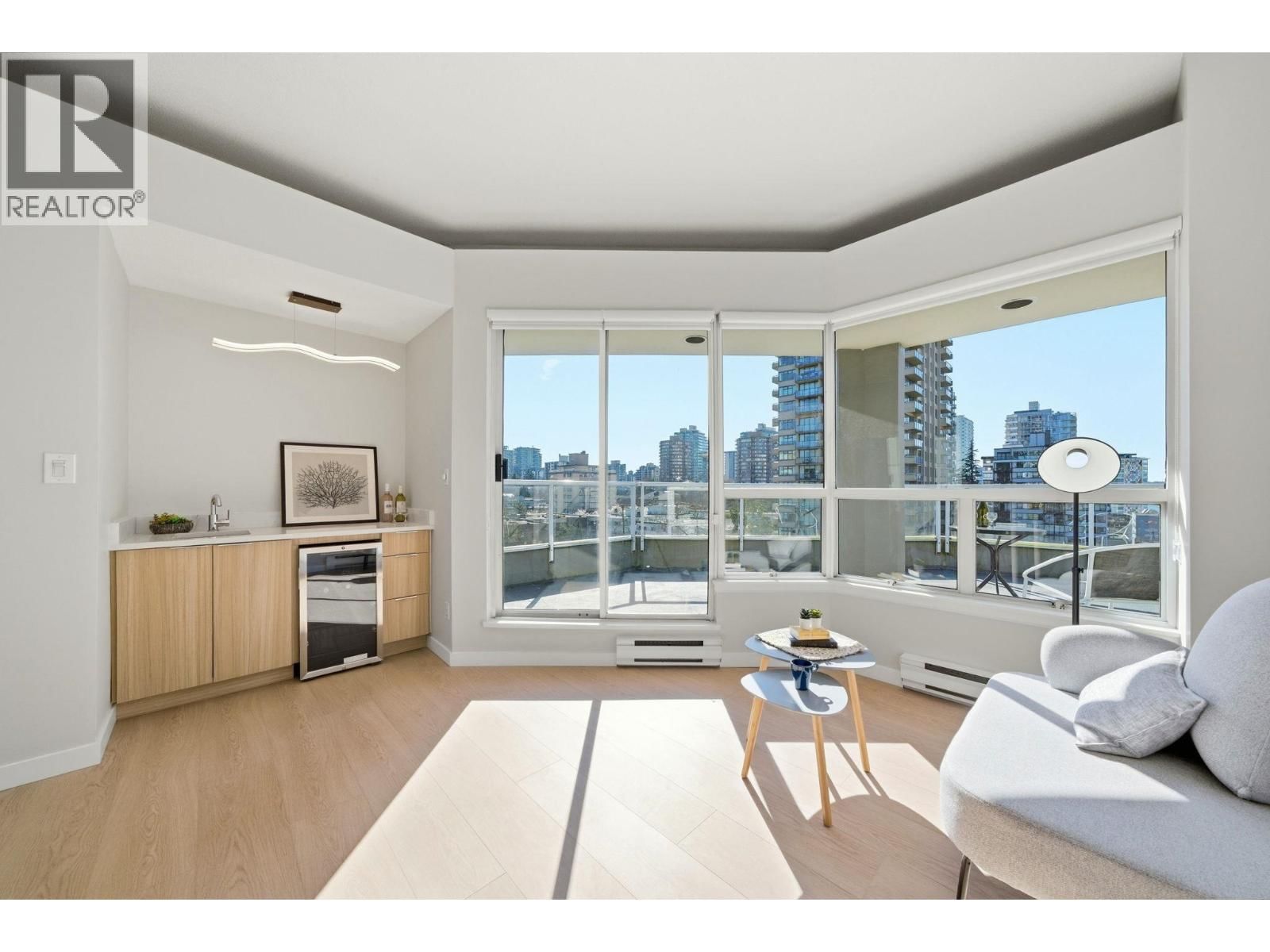 702 - 1771 NELSON STREET Image 12