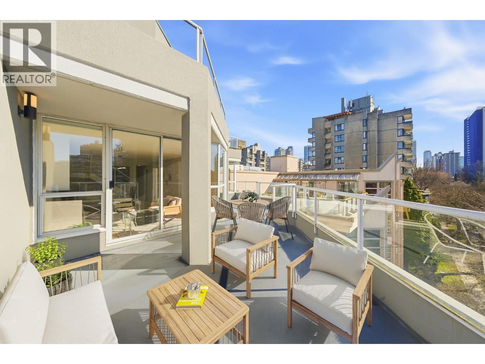 702 - 1771 NELSON STREET Image 3