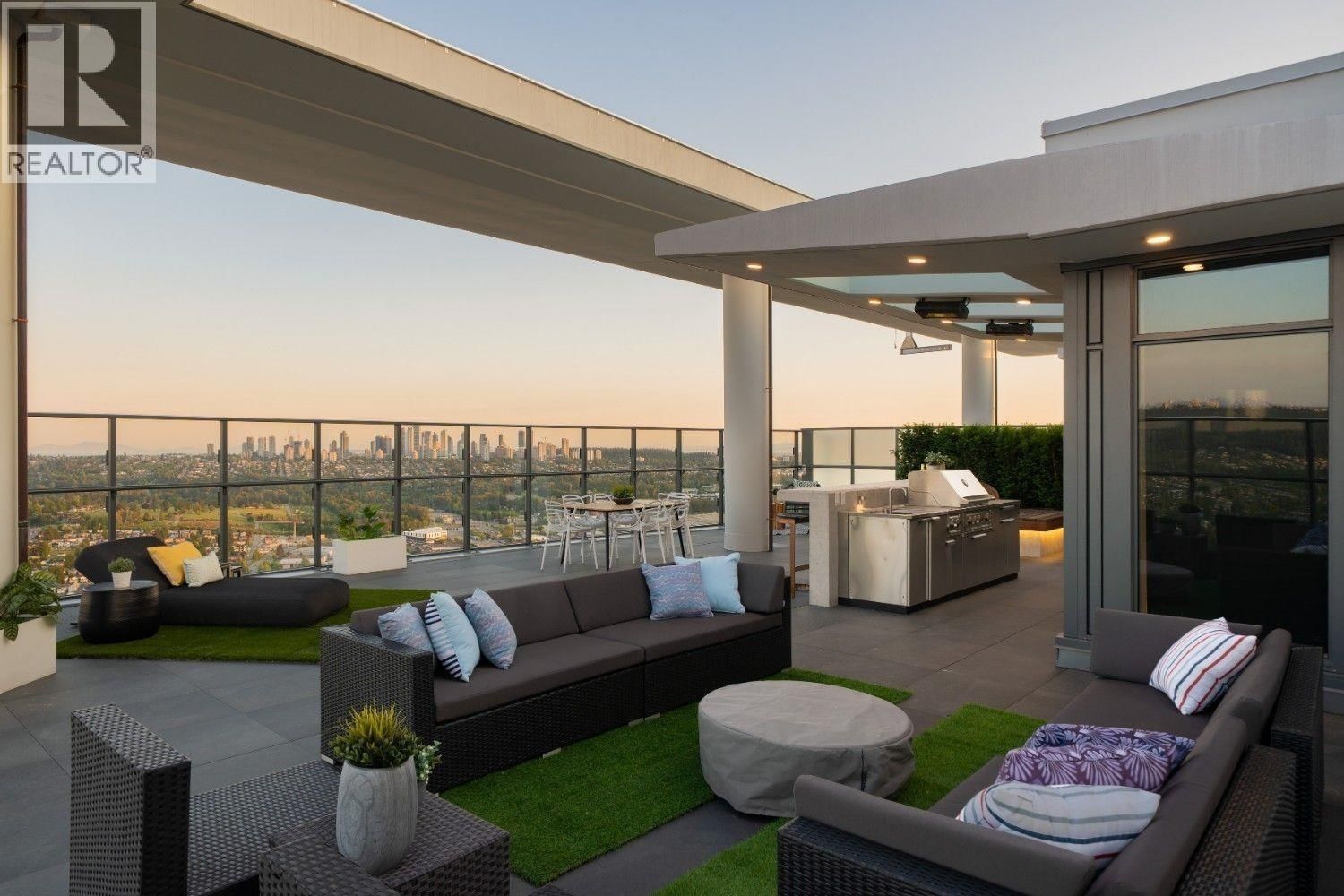 5404 - 4880 LOUGHEED HIGHWAY Image 11